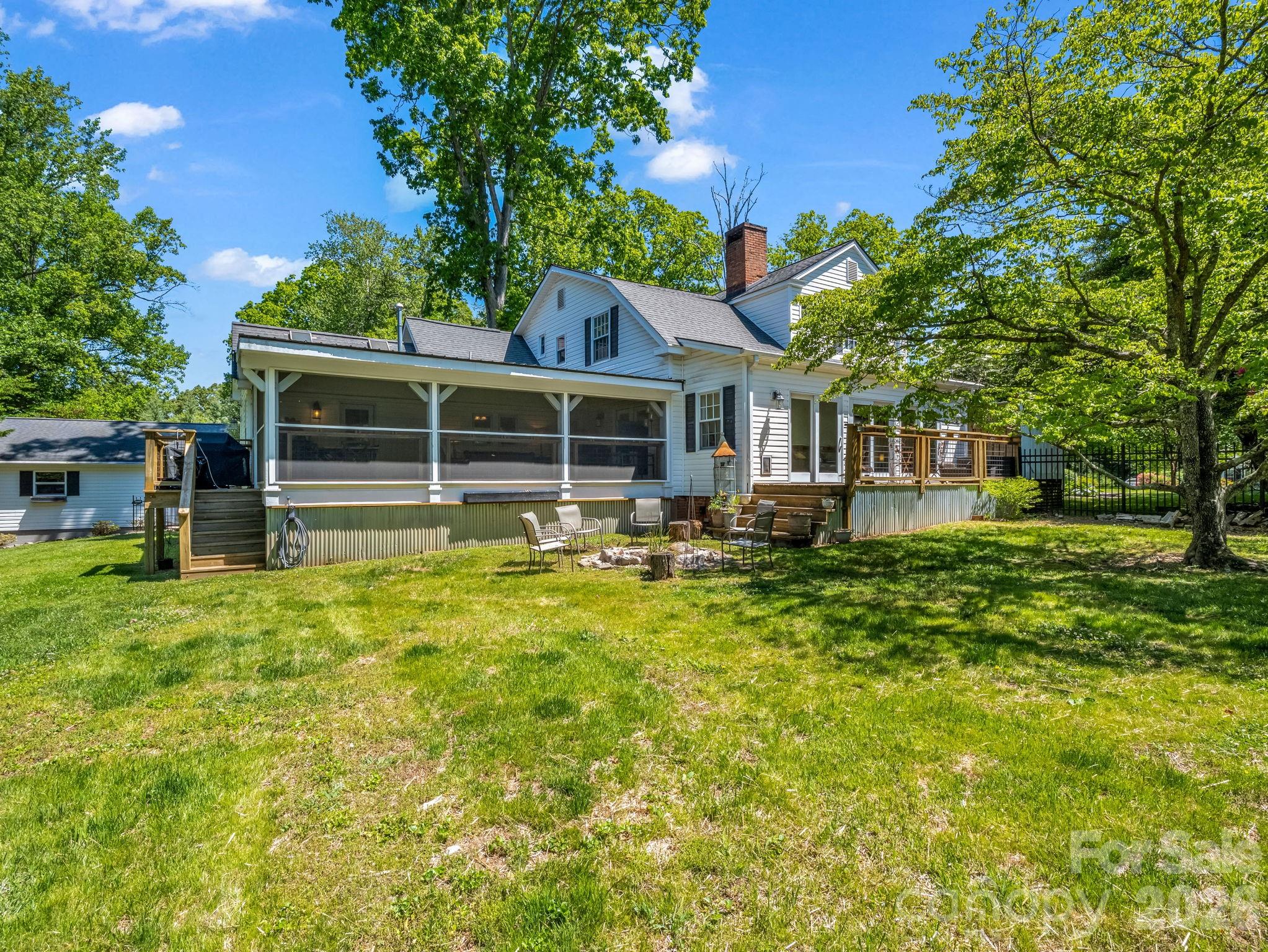 536 Maple Street — Brevard