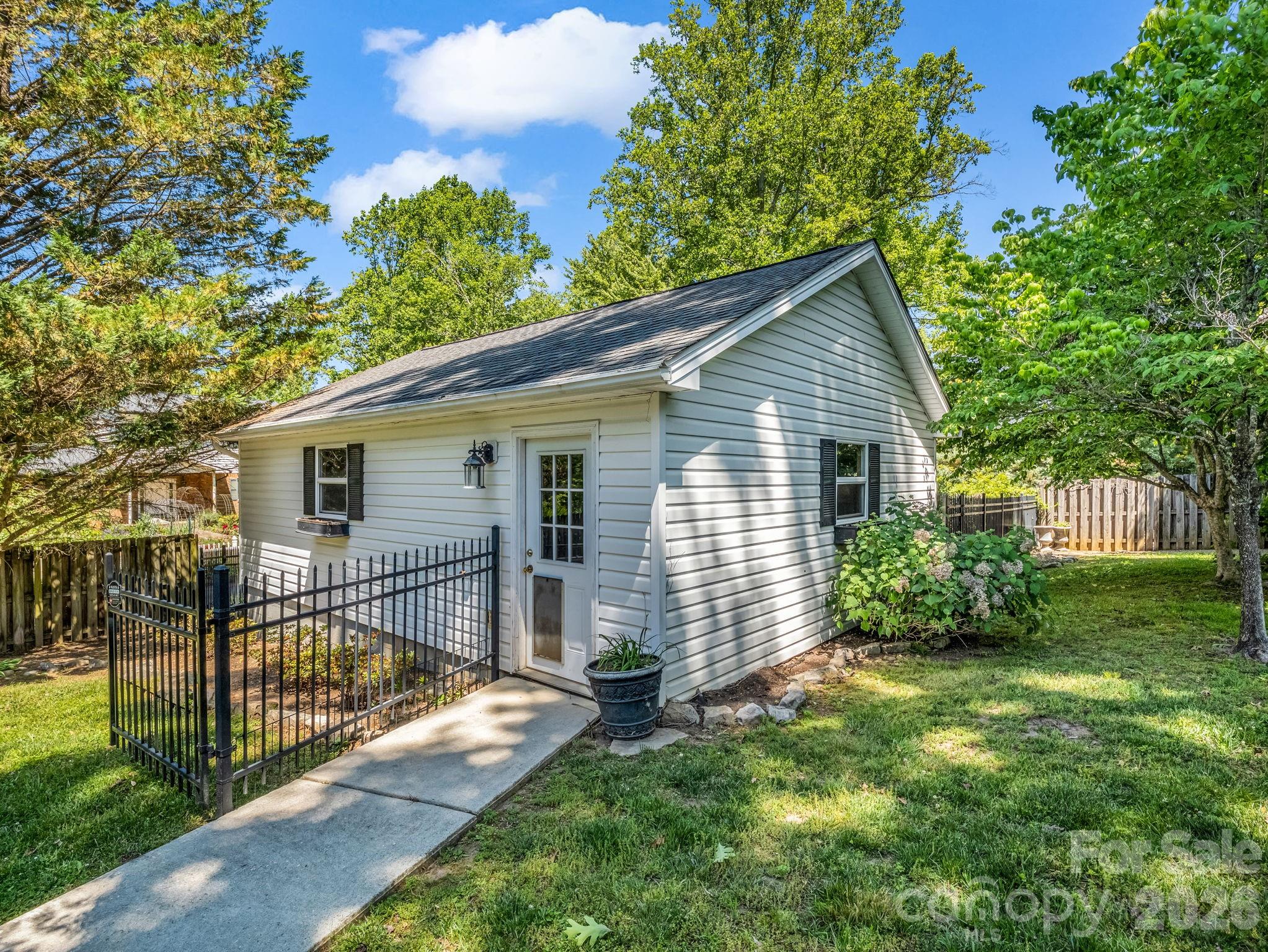 536 Maple Street — Brevard