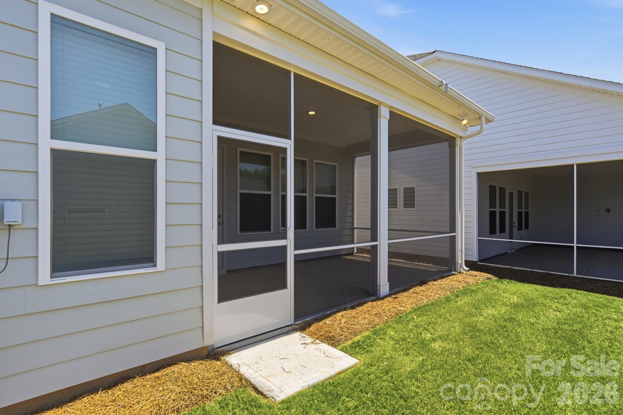 1009 Ballyfin Way — Monroe