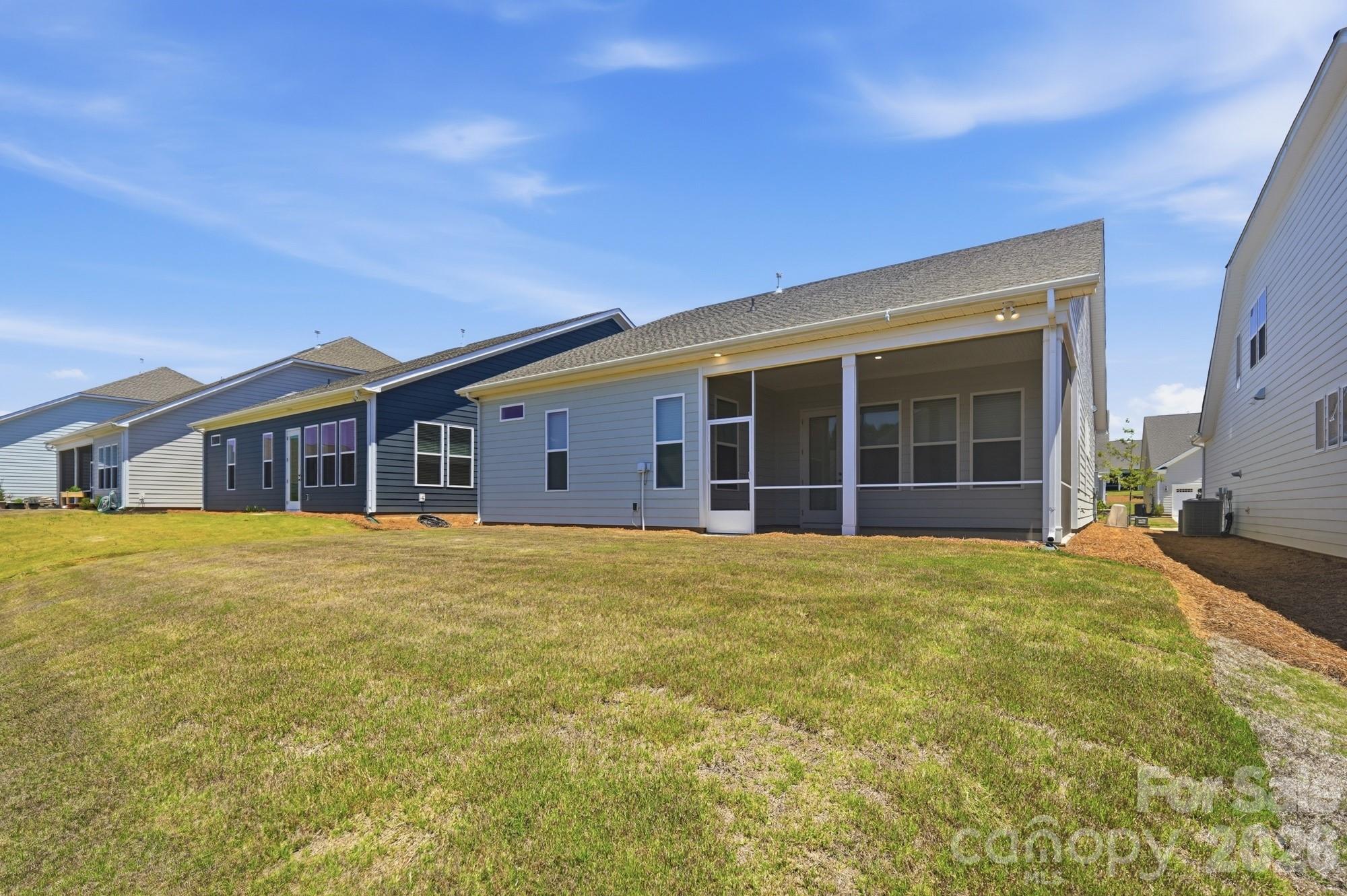 1009 Ballyfin Way — Monroe