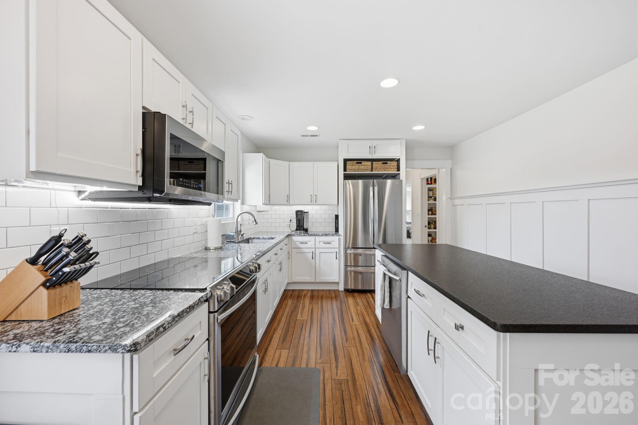 12109 Eastfield Road — Huntersville