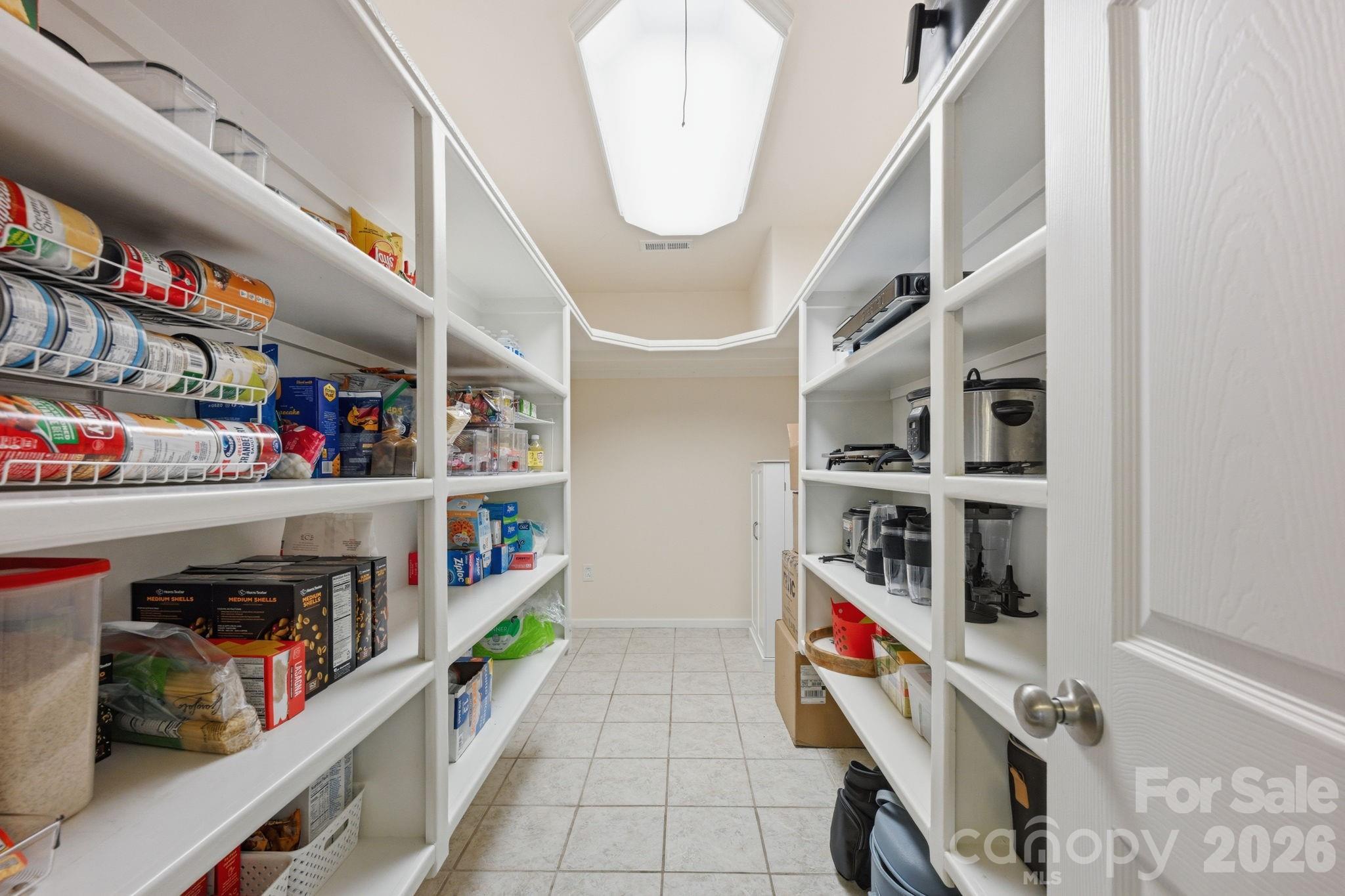 12109 Eastfield Road — Huntersville