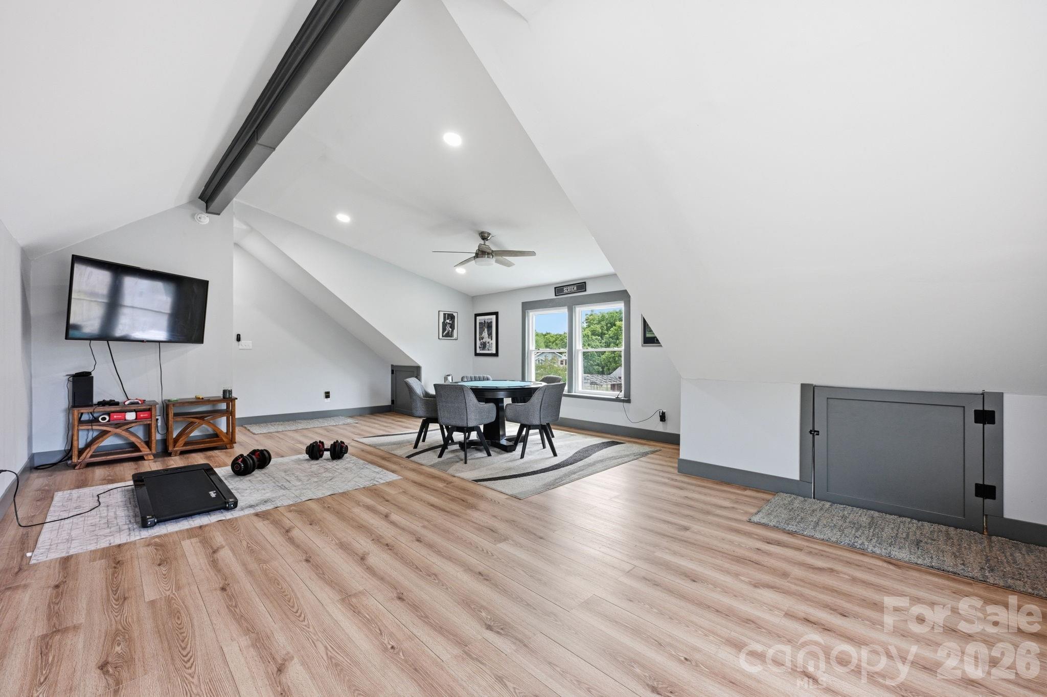 12109 Eastfield Road — Huntersville