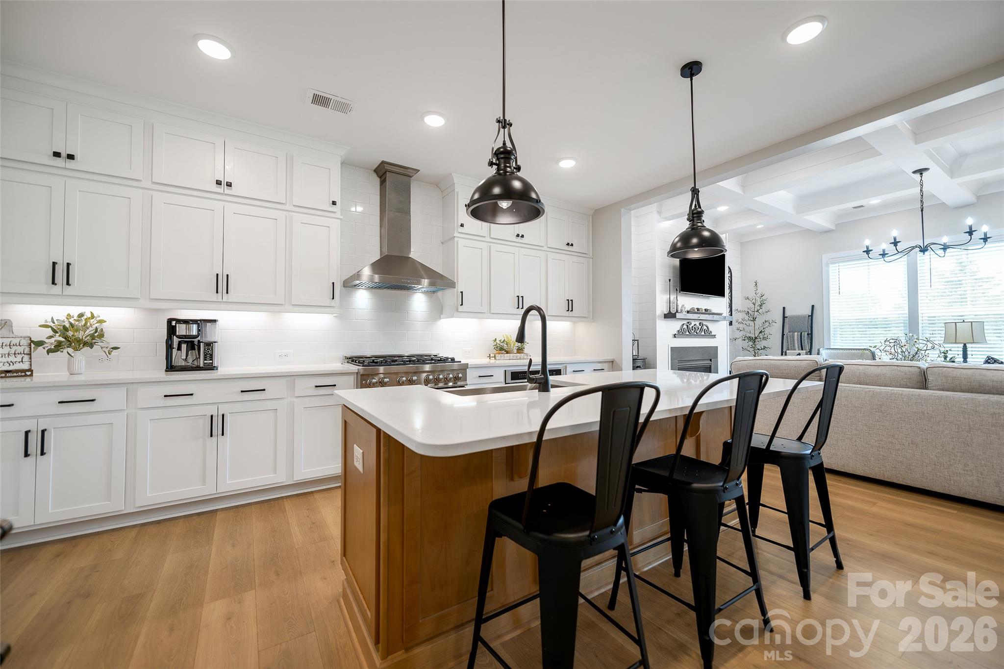622 Plowshare Way — Clover