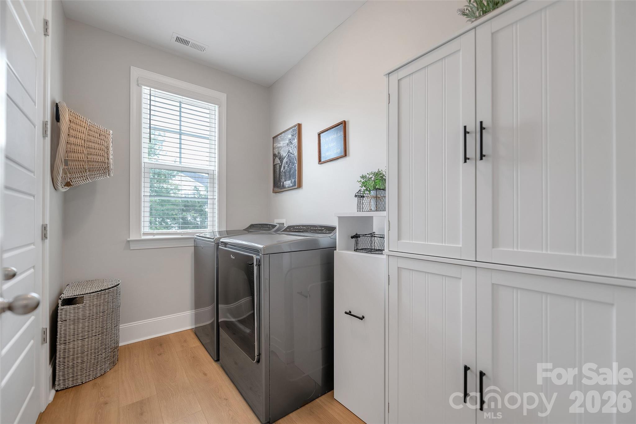622 Plowshare Way — Clover