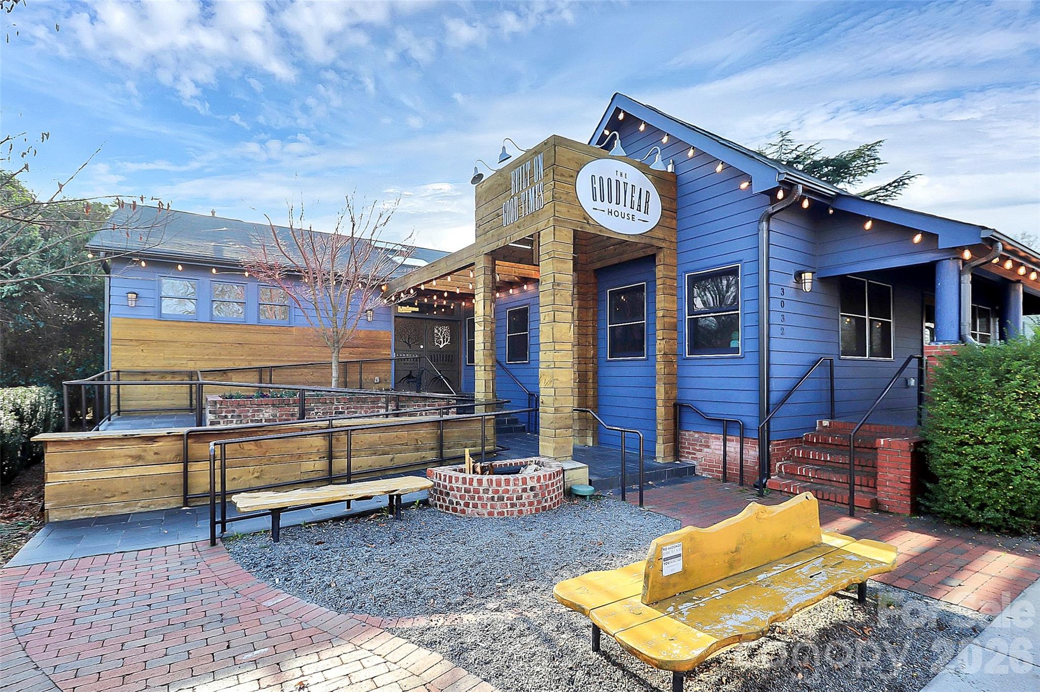 2718 N Davidson Street #F — Charlotte