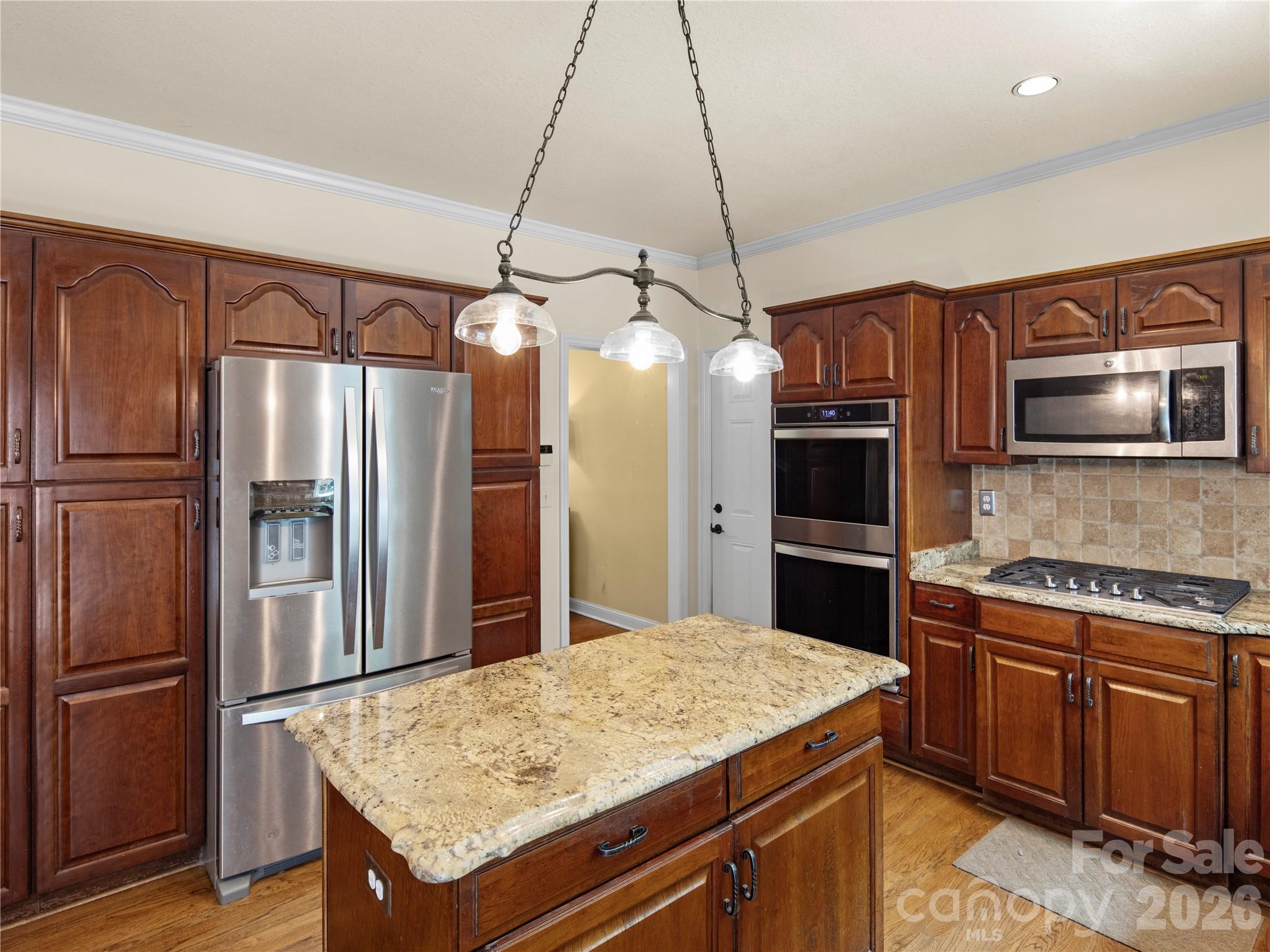 105 Braeside Circle — Asheville