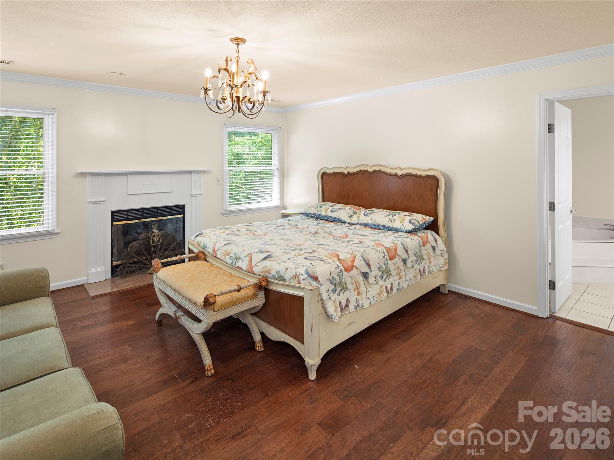 105 Braeside Circle — Asheville