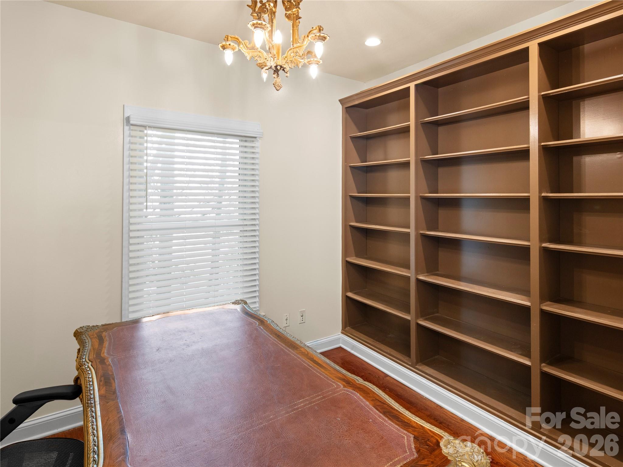 105 Braeside Circle — Asheville