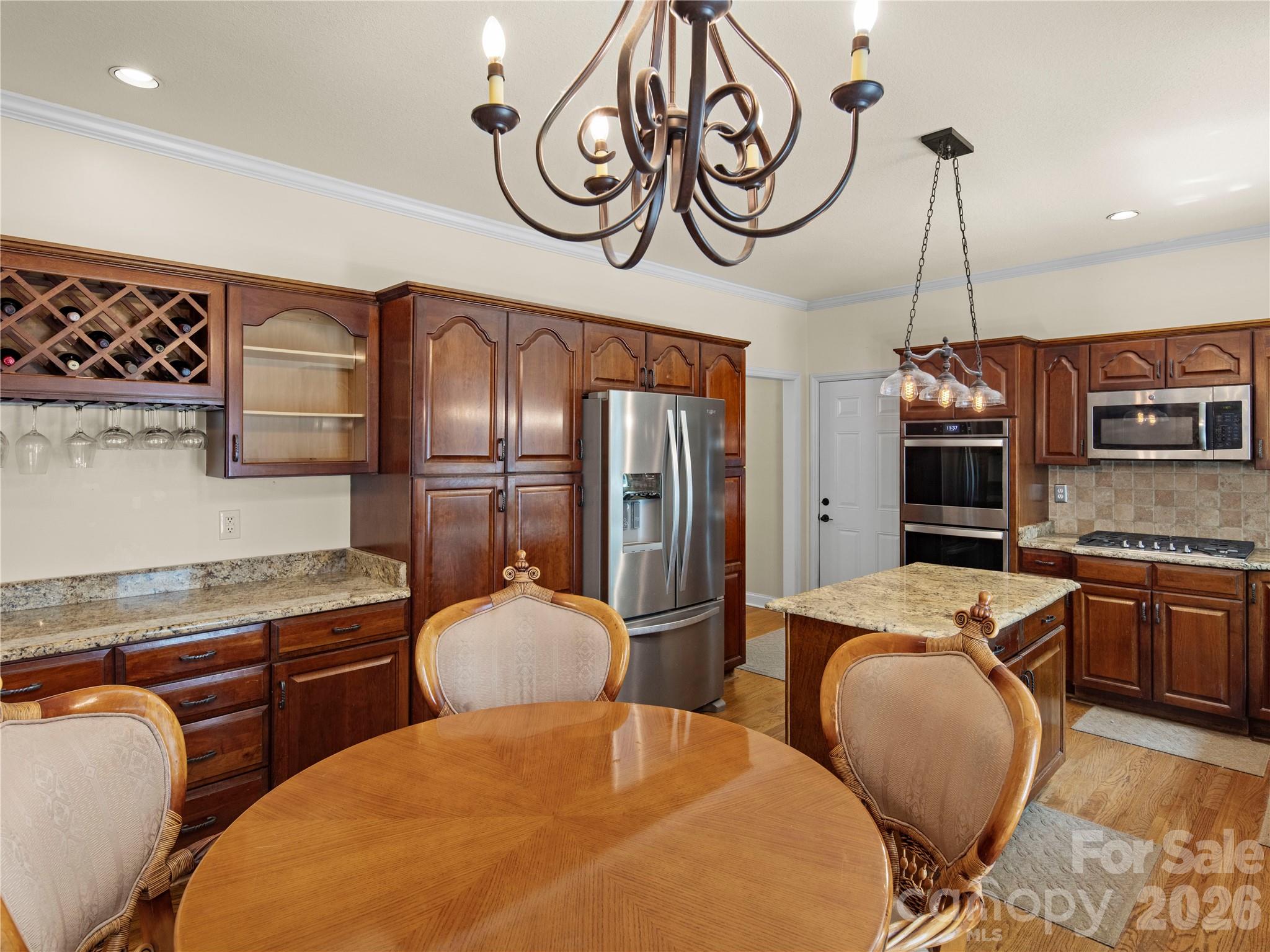 105 Braeside Circle — Asheville