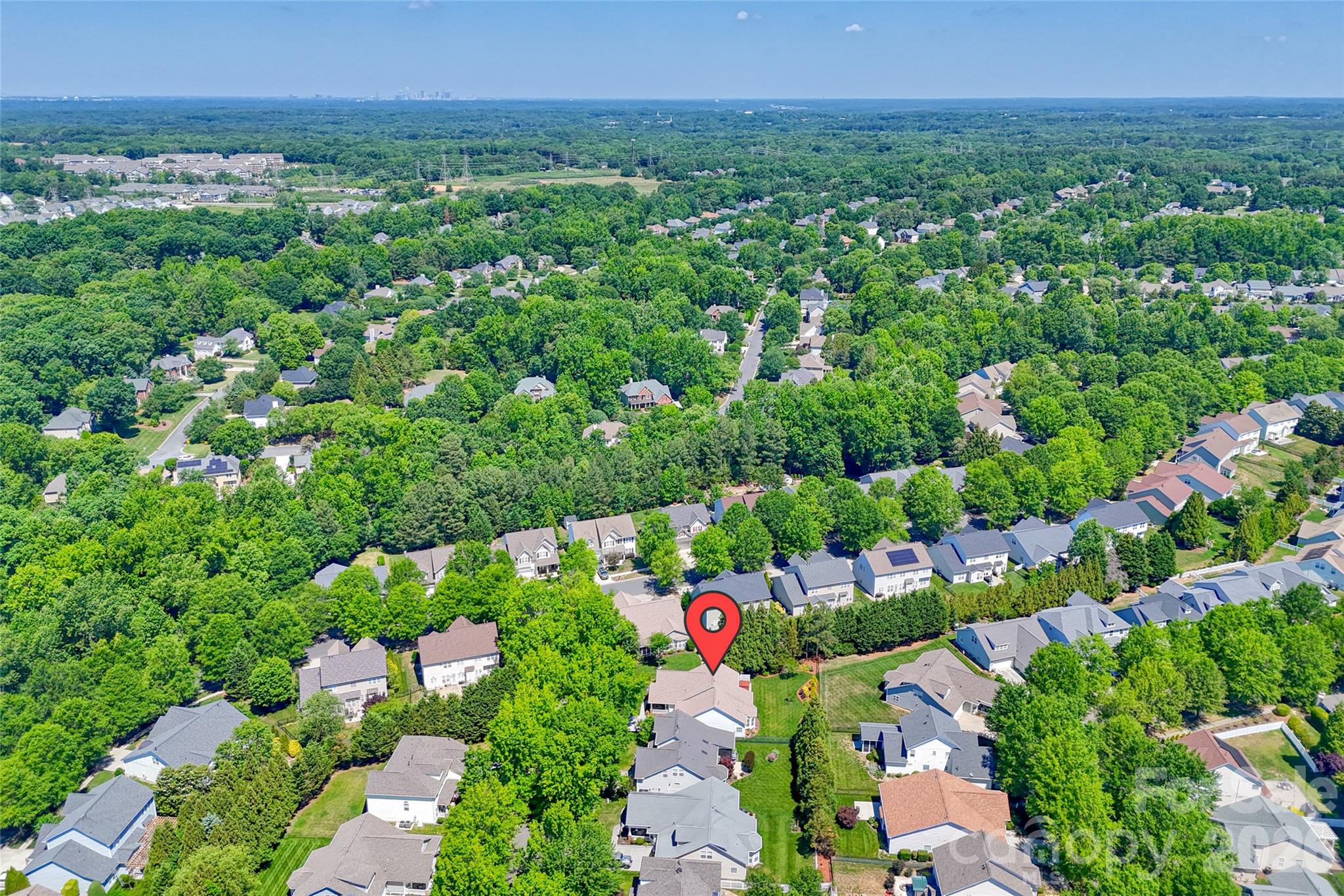 1005 Feather Oak Lane — Matthews