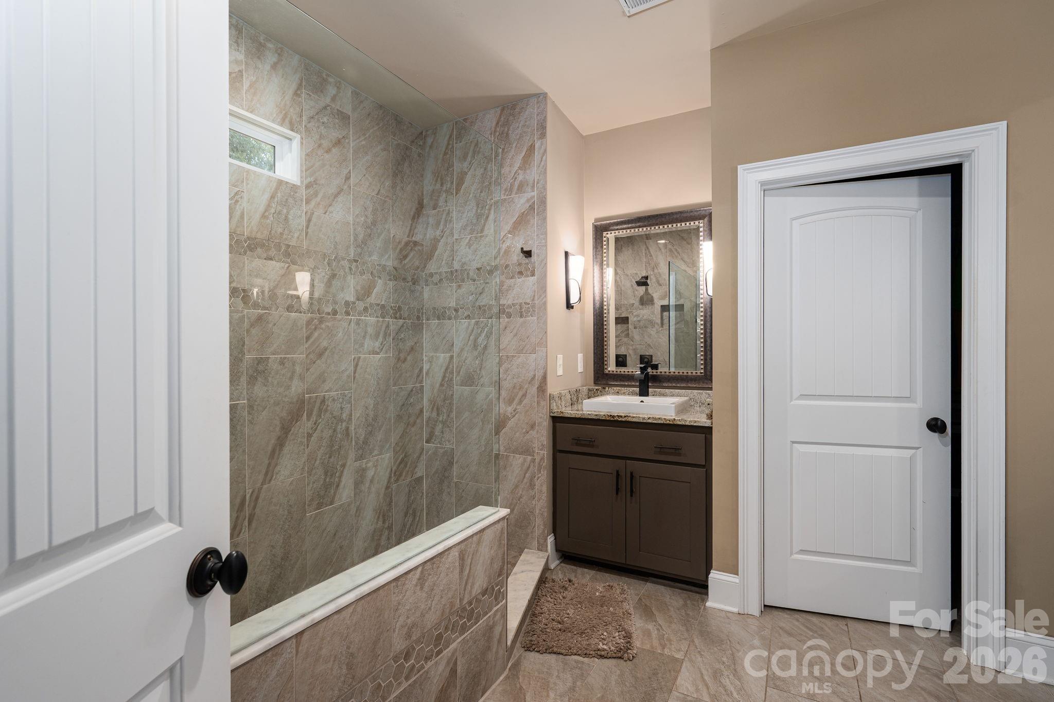 489 Evergreen Road — Lake Wylie