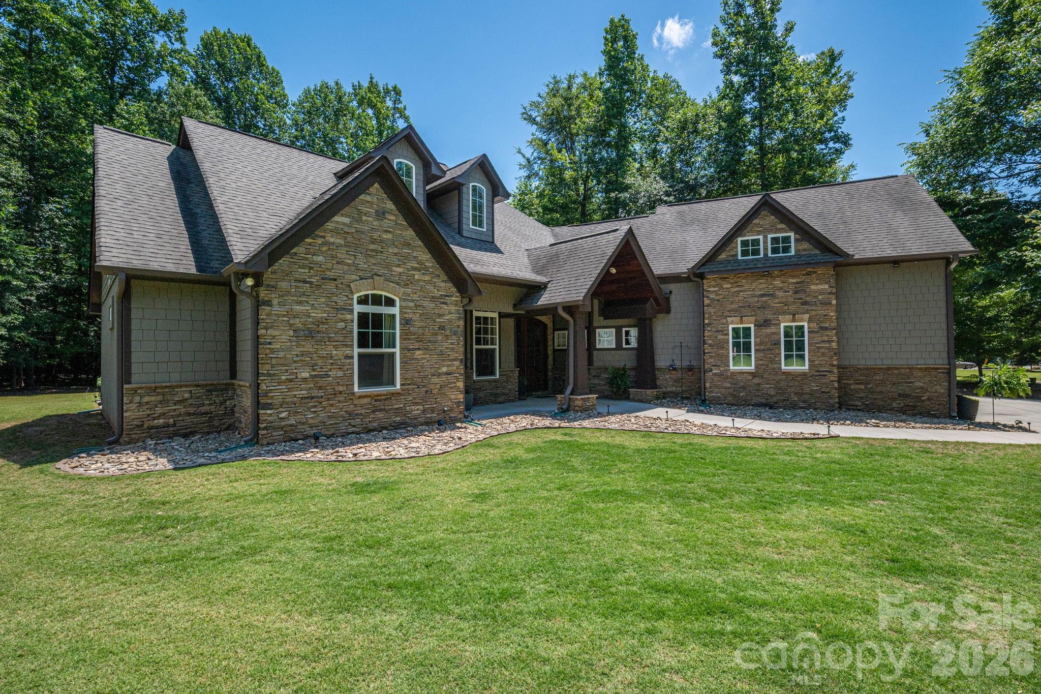 489 Evergreen Road — Lake Wylie