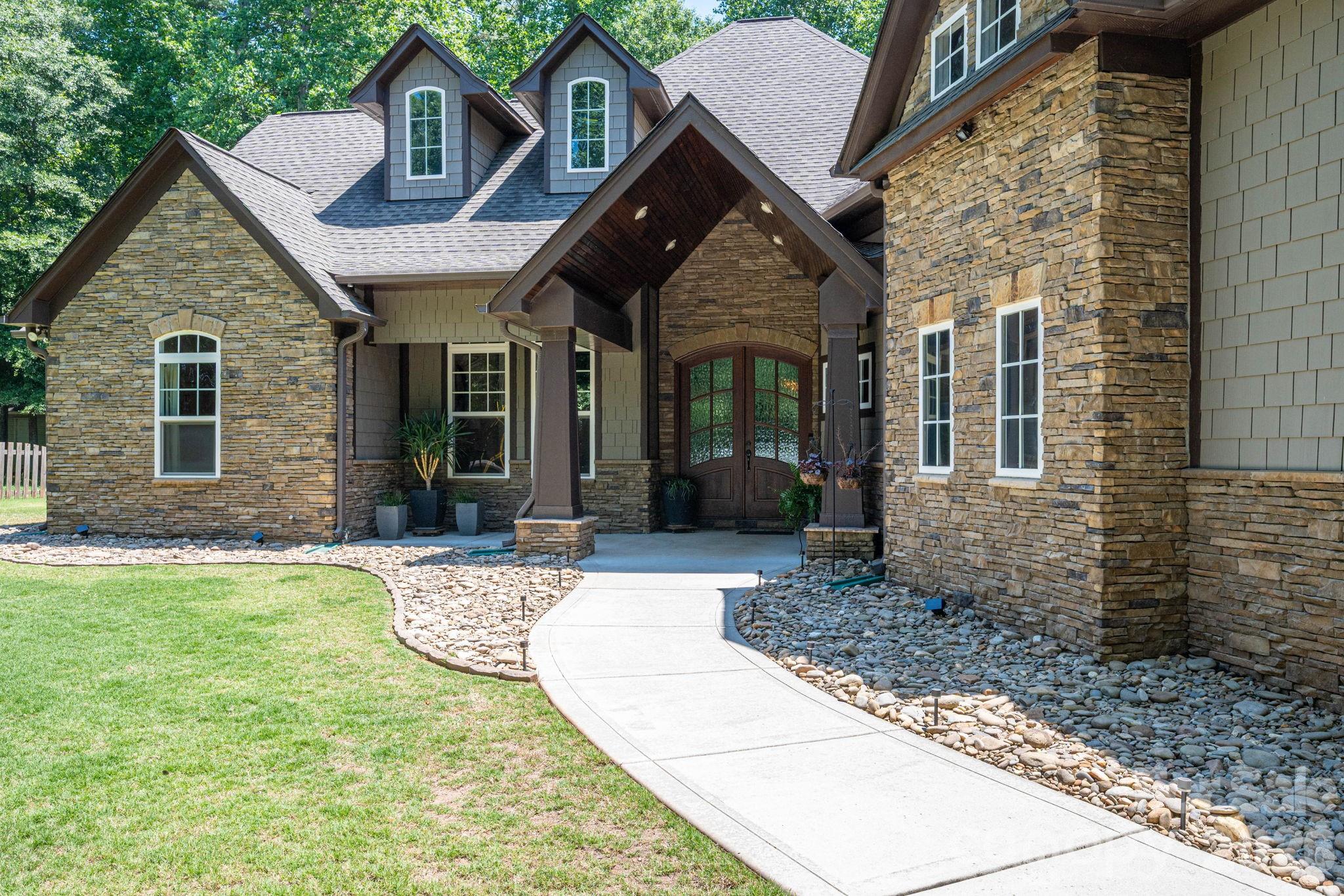 489 Evergreen Road — Lake Wylie