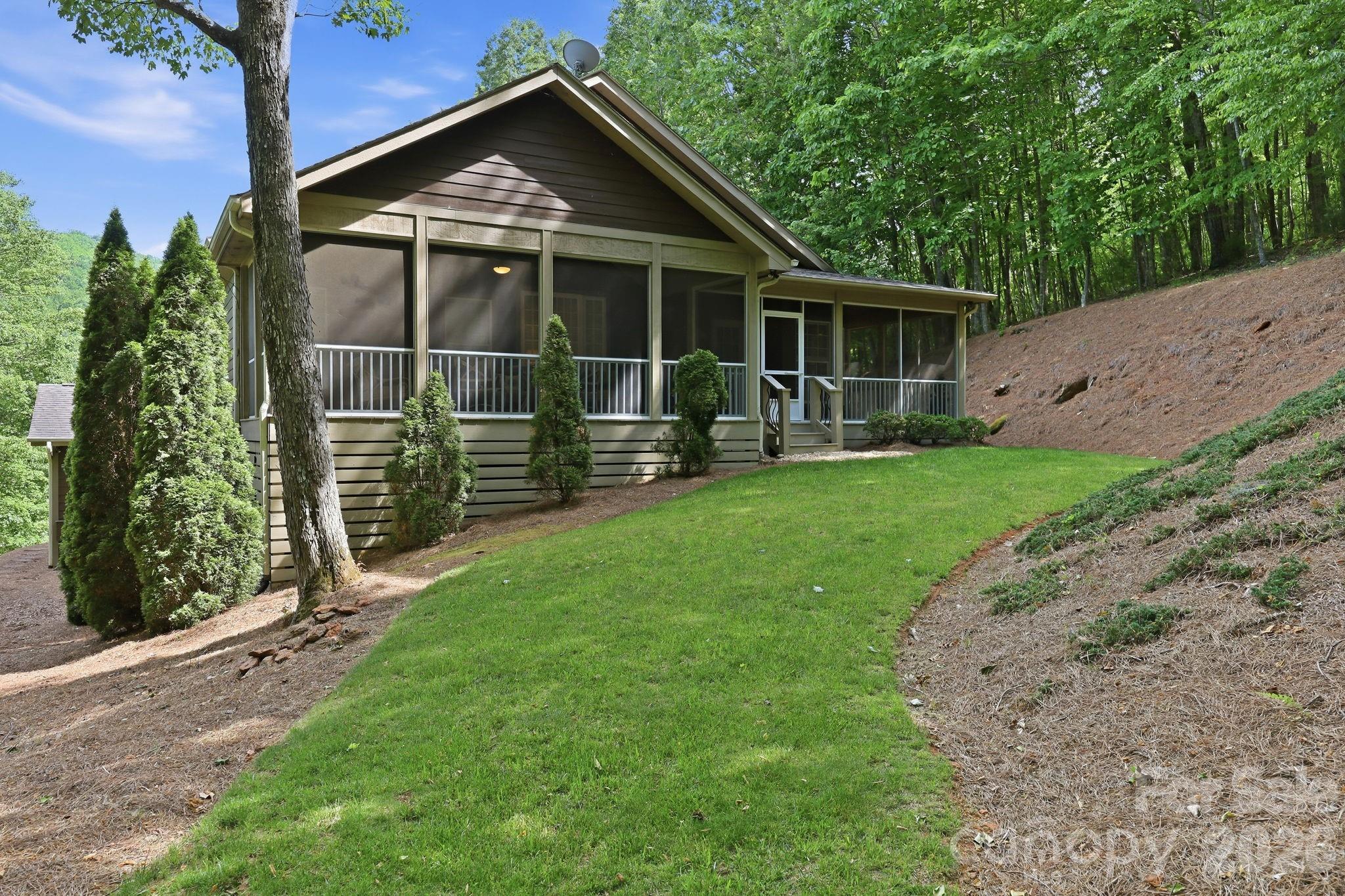 43 Smokemont Drive — Arden