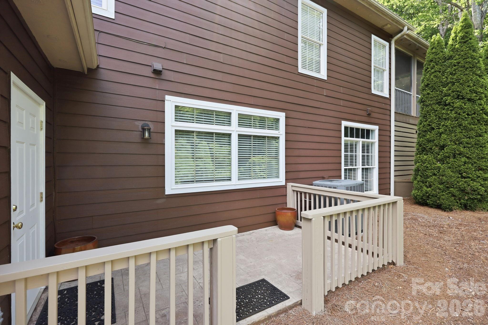 43 Smokemont Drive — Arden