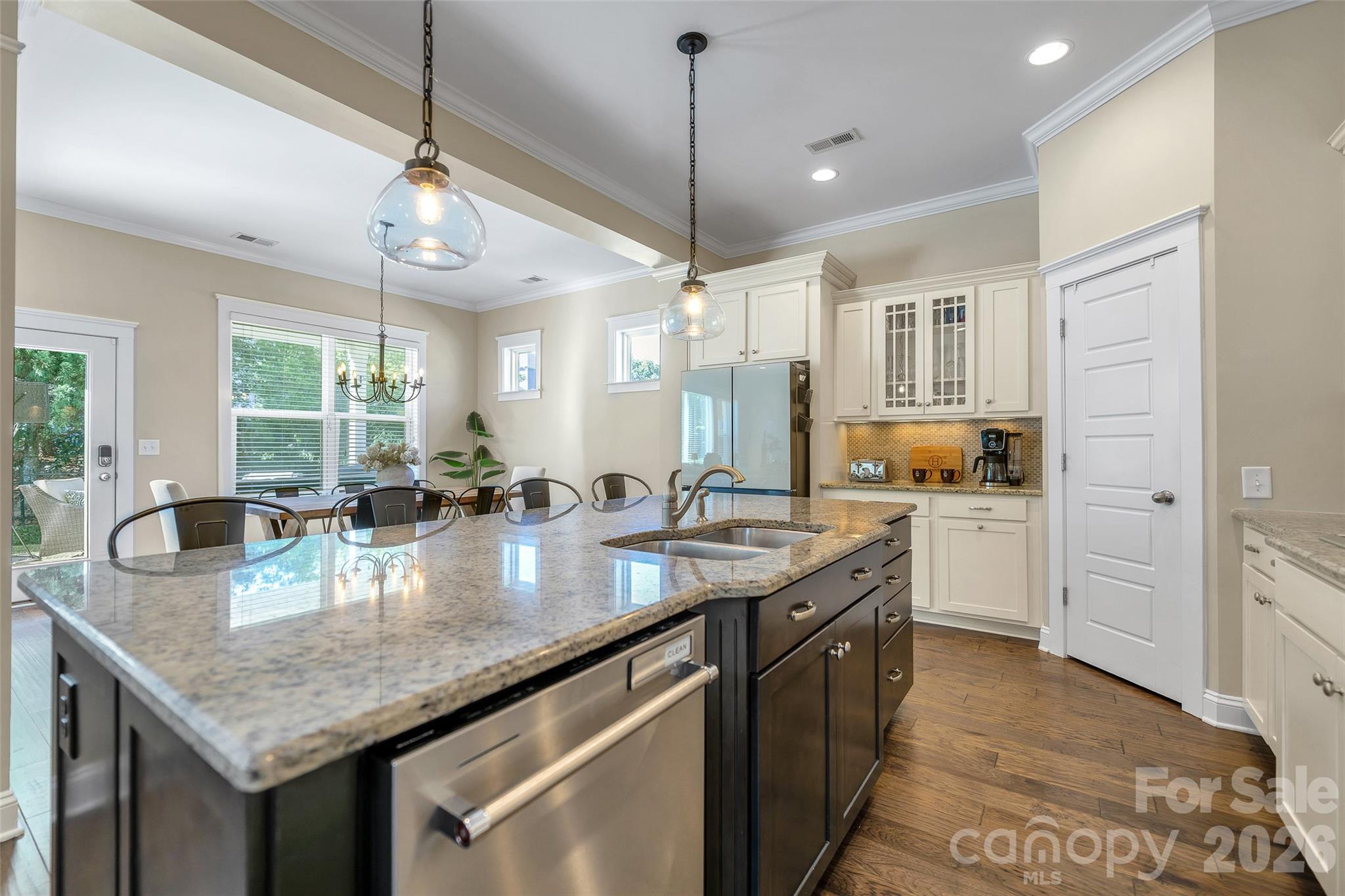 2204 Lexington Street — Belmont