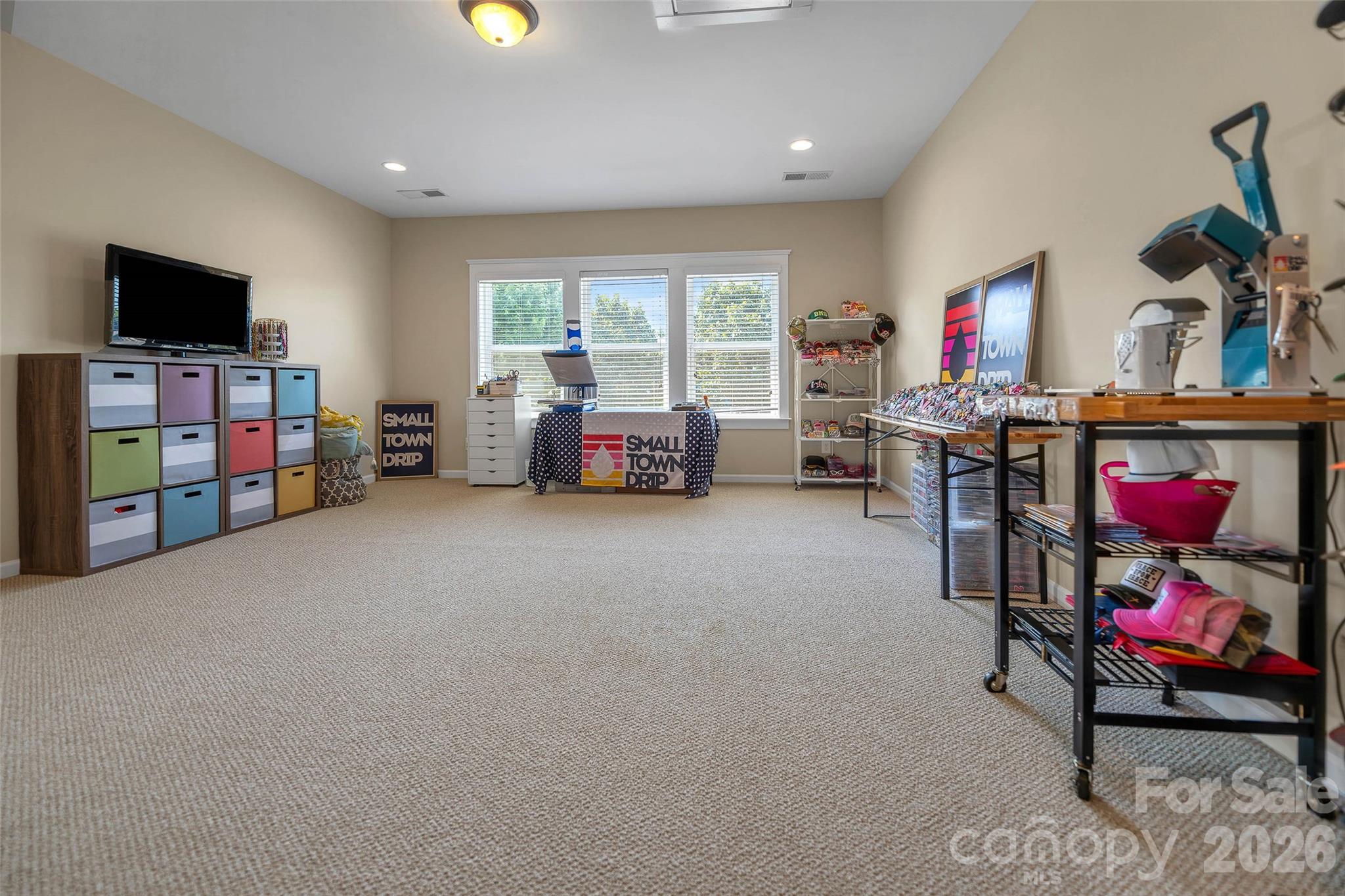2204 Lexington Street — Belmont