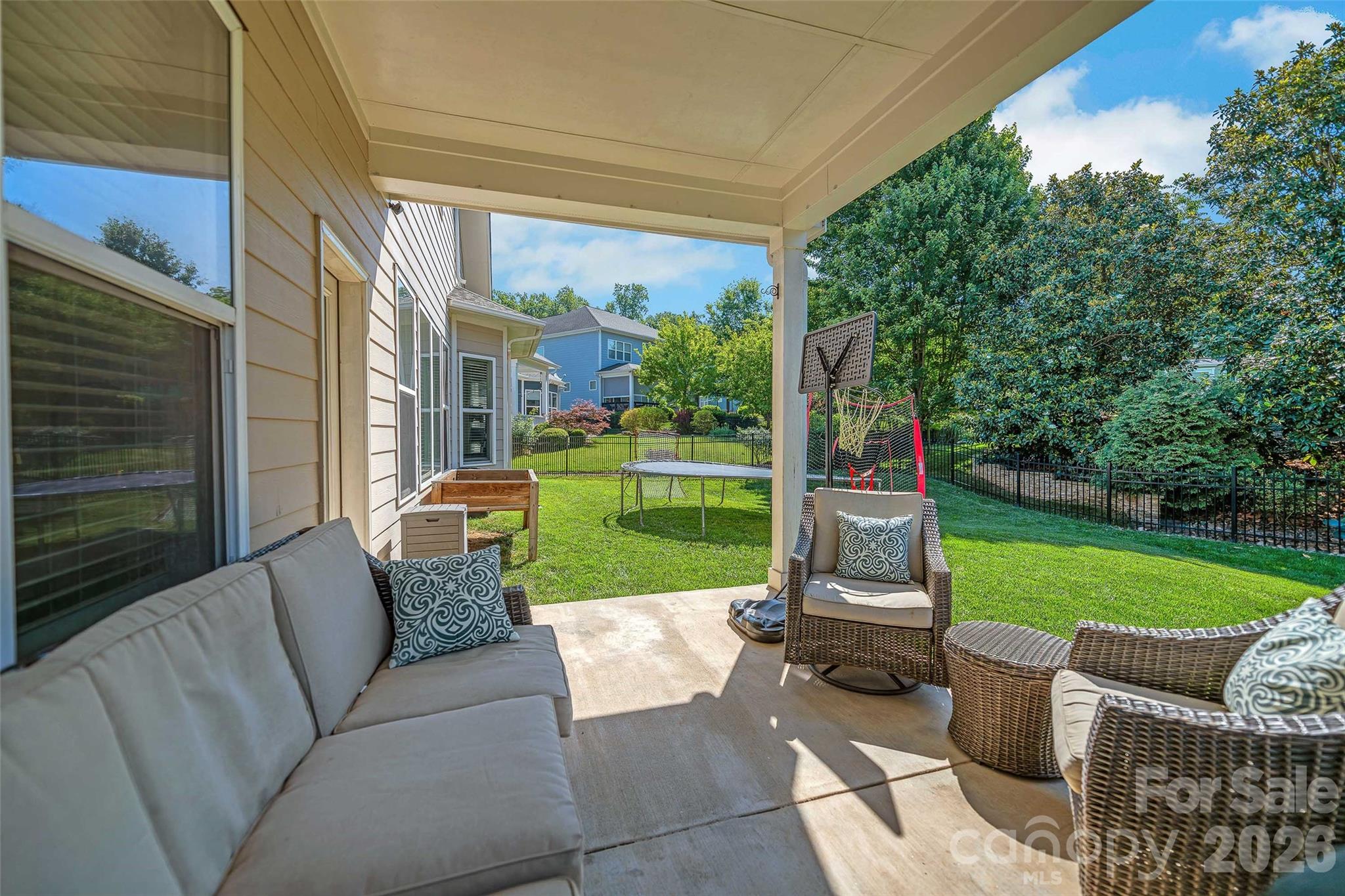 2204 Lexington Street — Belmont