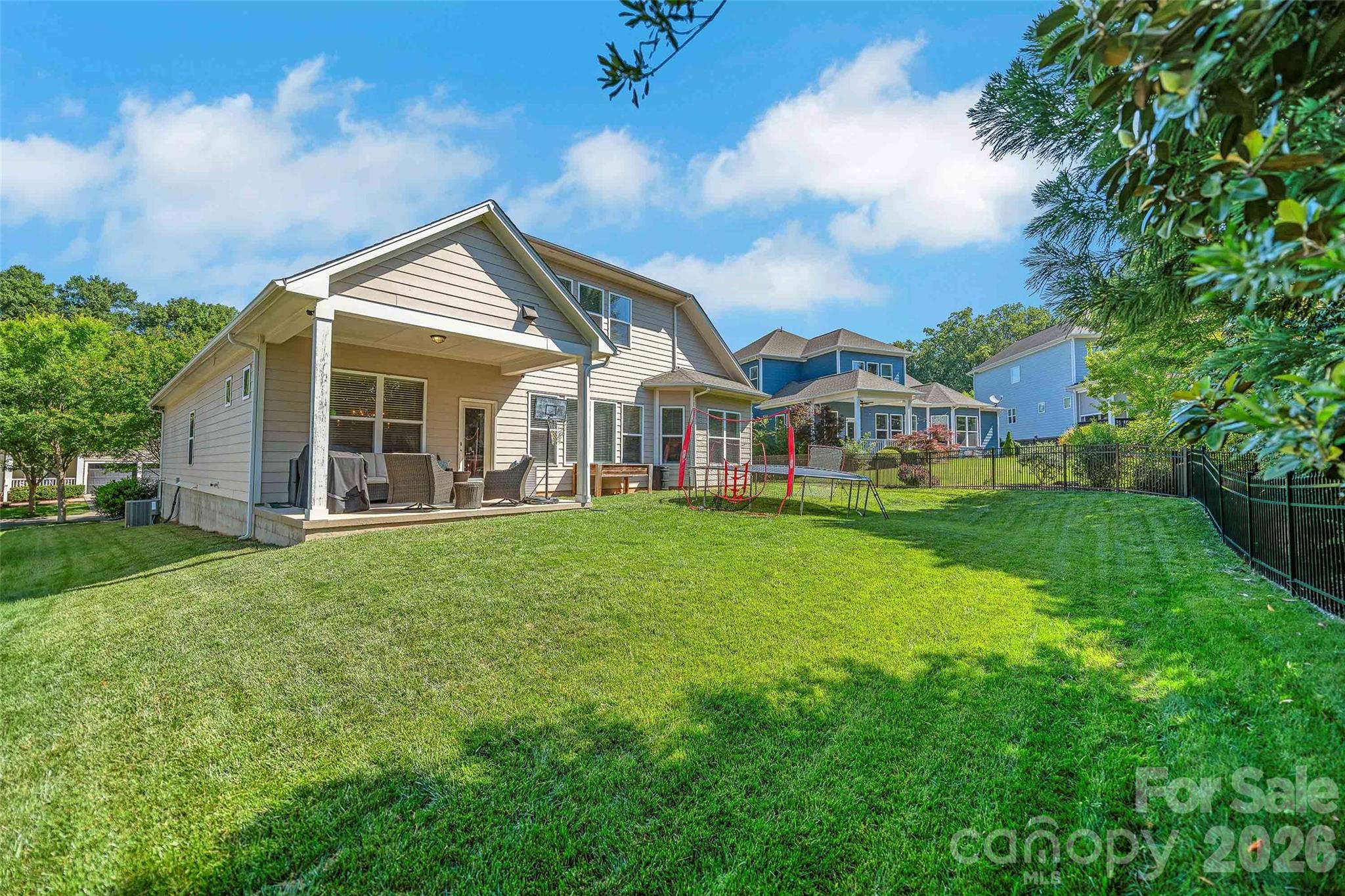 2204 Lexington Street — Belmont
