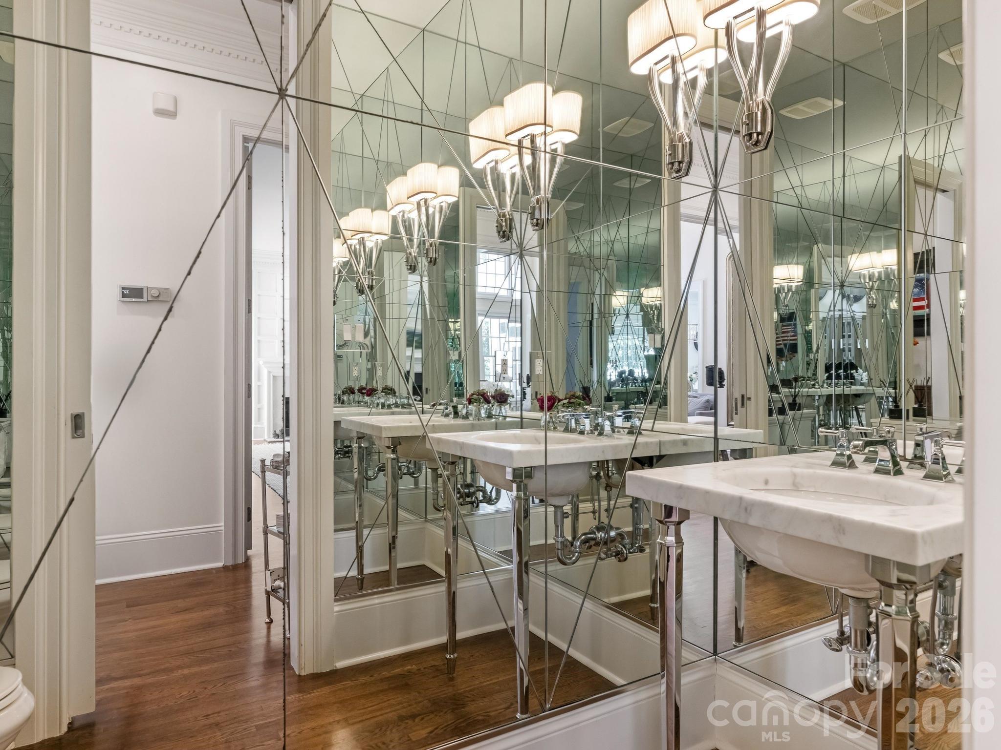 9146 Heydon Hall Circle — Charlotte