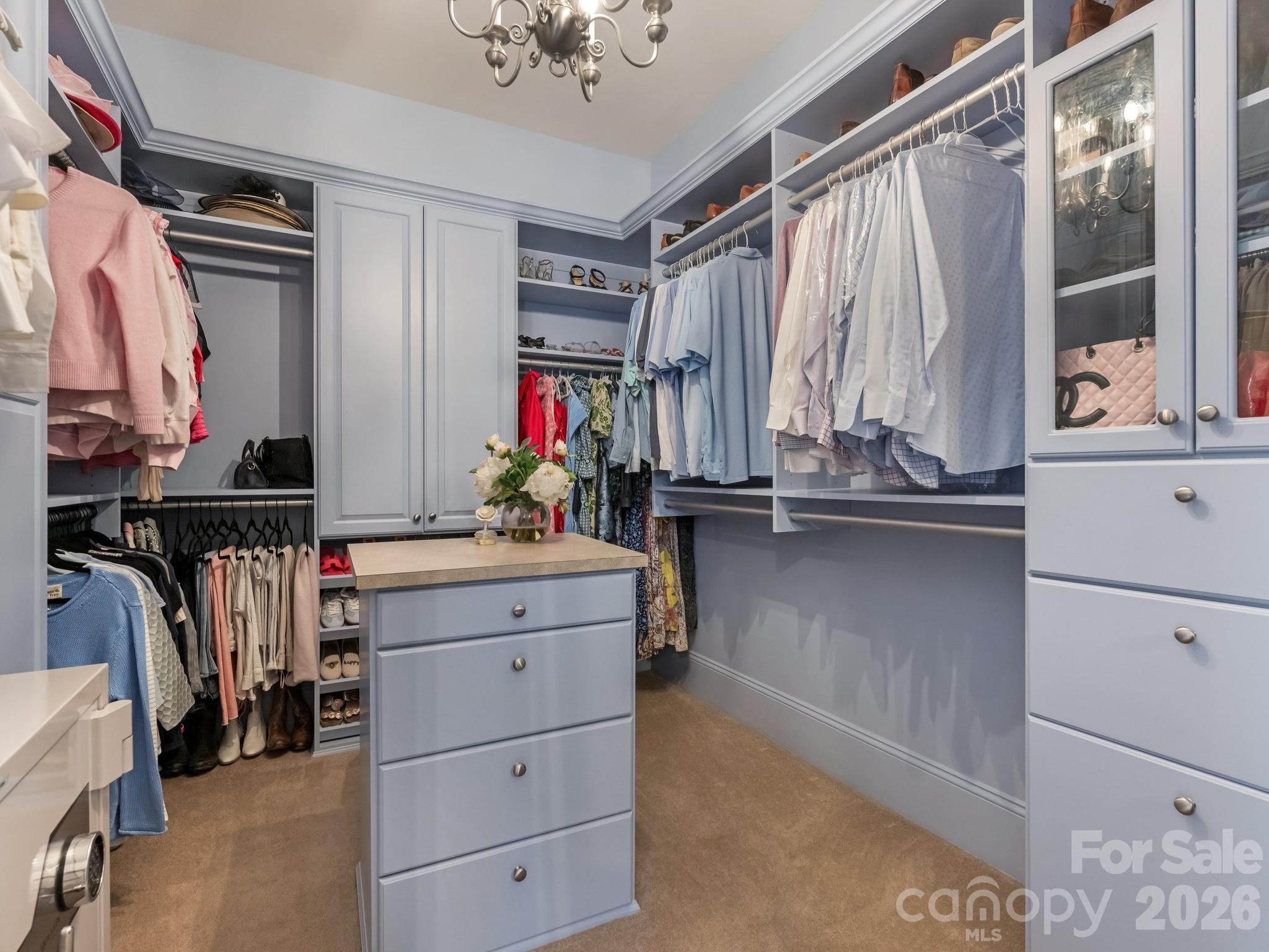 9146 Heydon Hall Circle — Charlotte