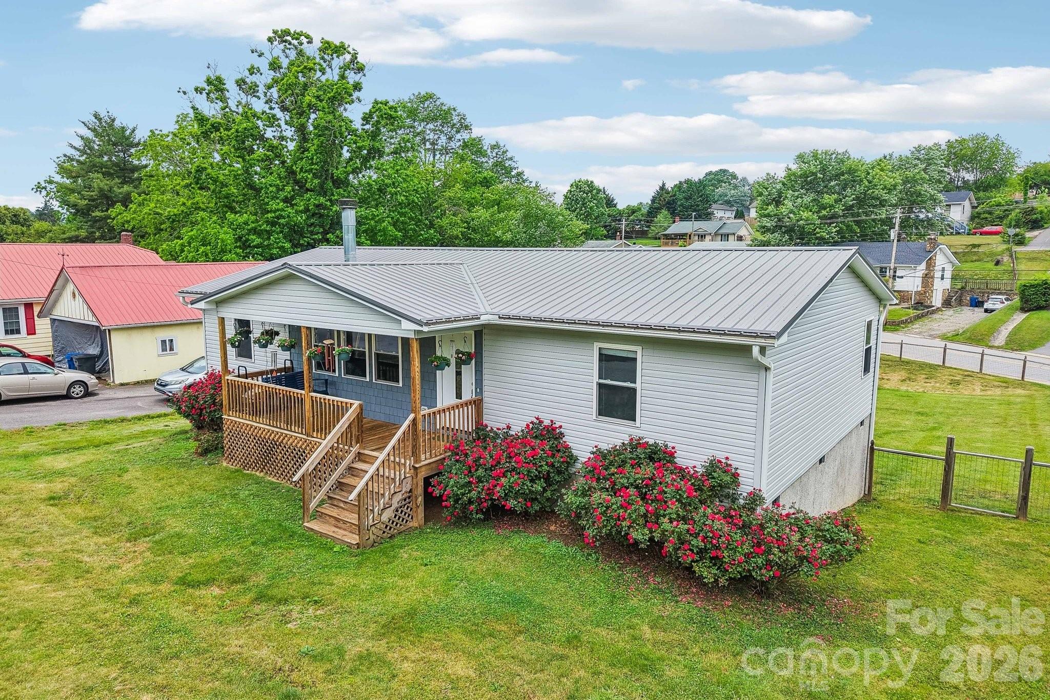 527 Trammell Avenue — Canton