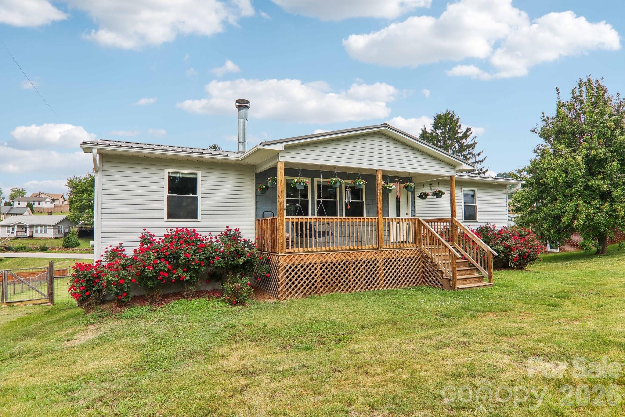 527 Trammell Avenue — Canton
