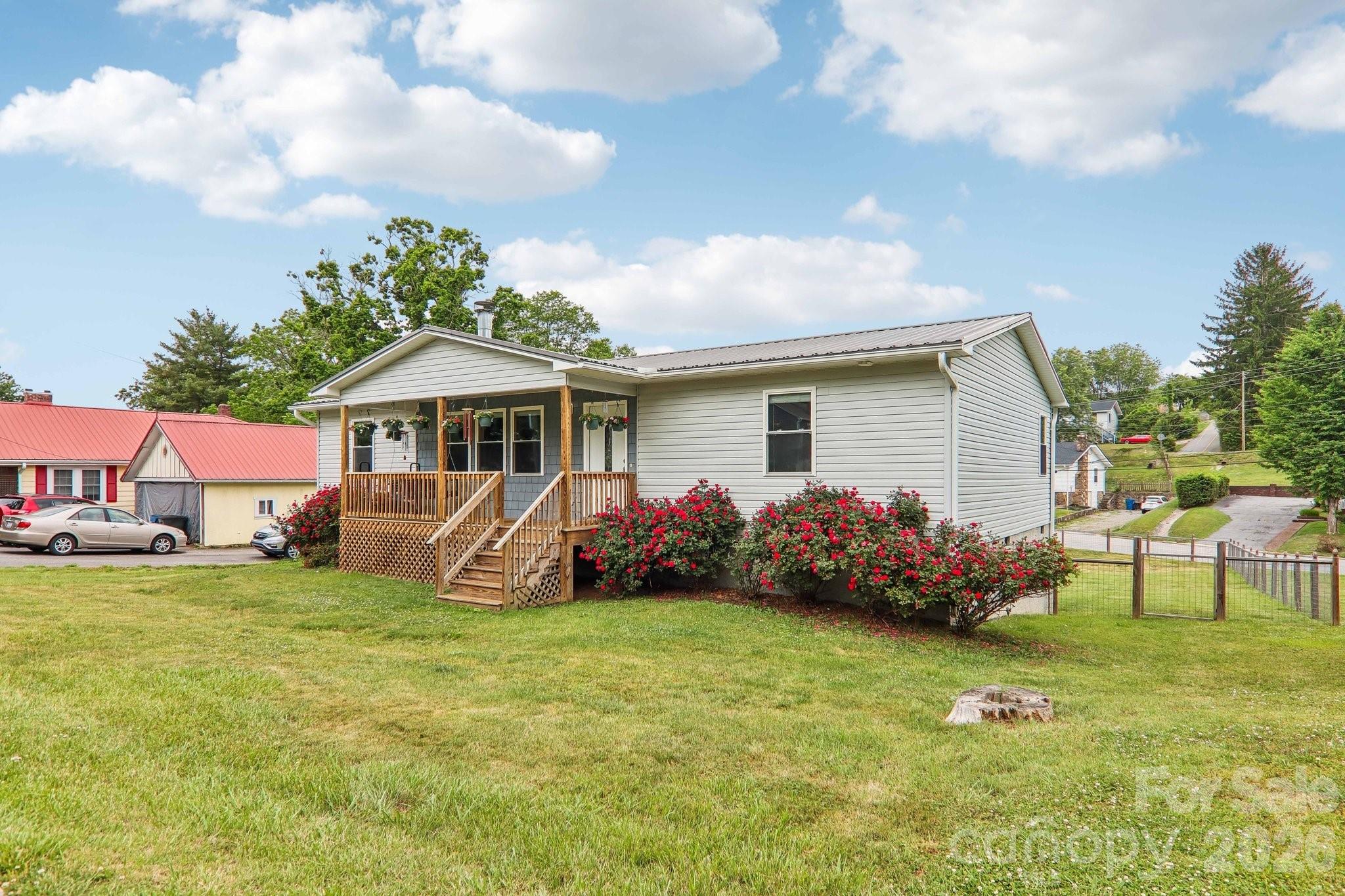 527 Trammell Avenue — Canton