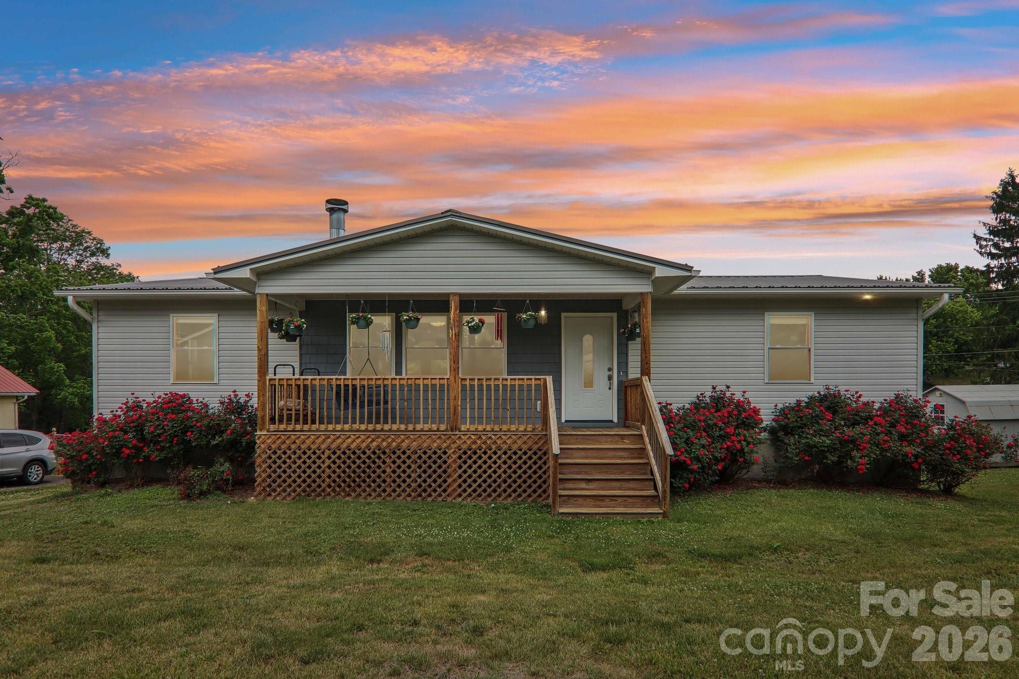527 Trammell Avenue — Canton