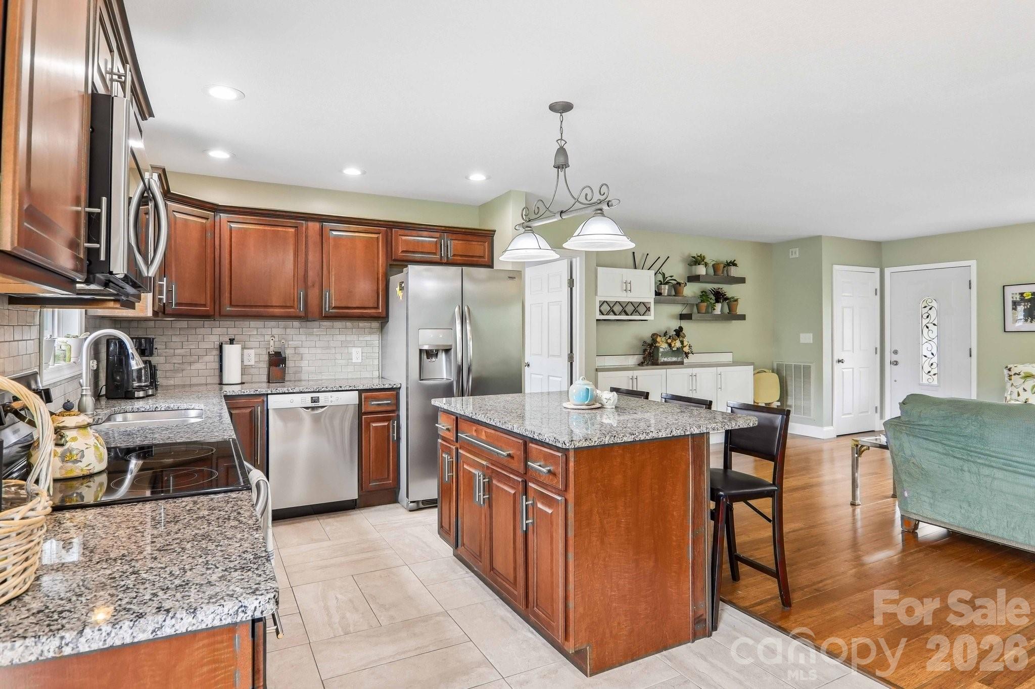 527 Trammell Avenue — Canton