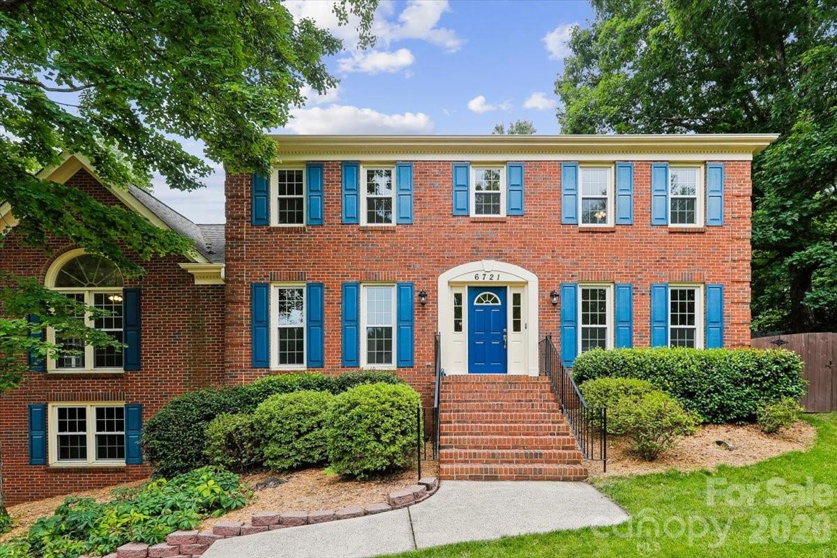 6721 Southby Court — Charlotte
