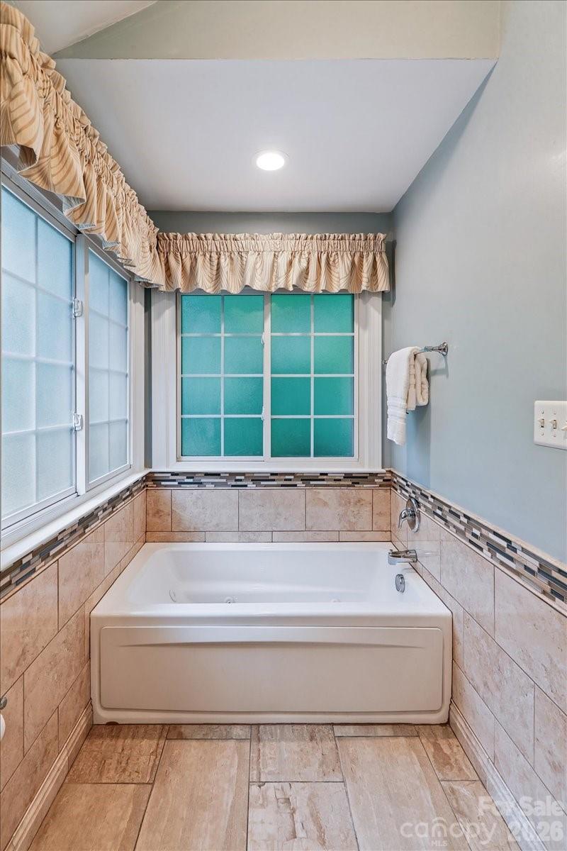 6721 Southby Court — Charlotte