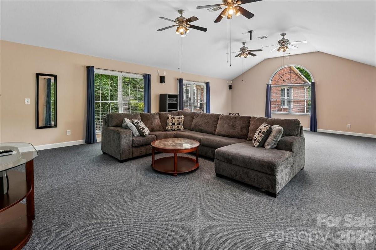 6721 Southby Court — Charlotte