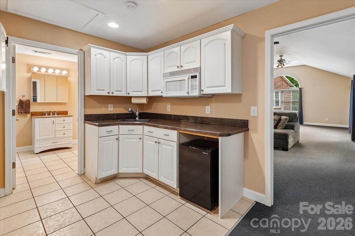 6721 Southby Court — Charlotte