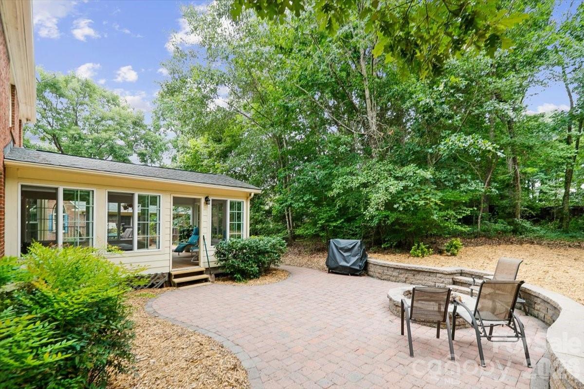 6721 Southby Court — Charlotte