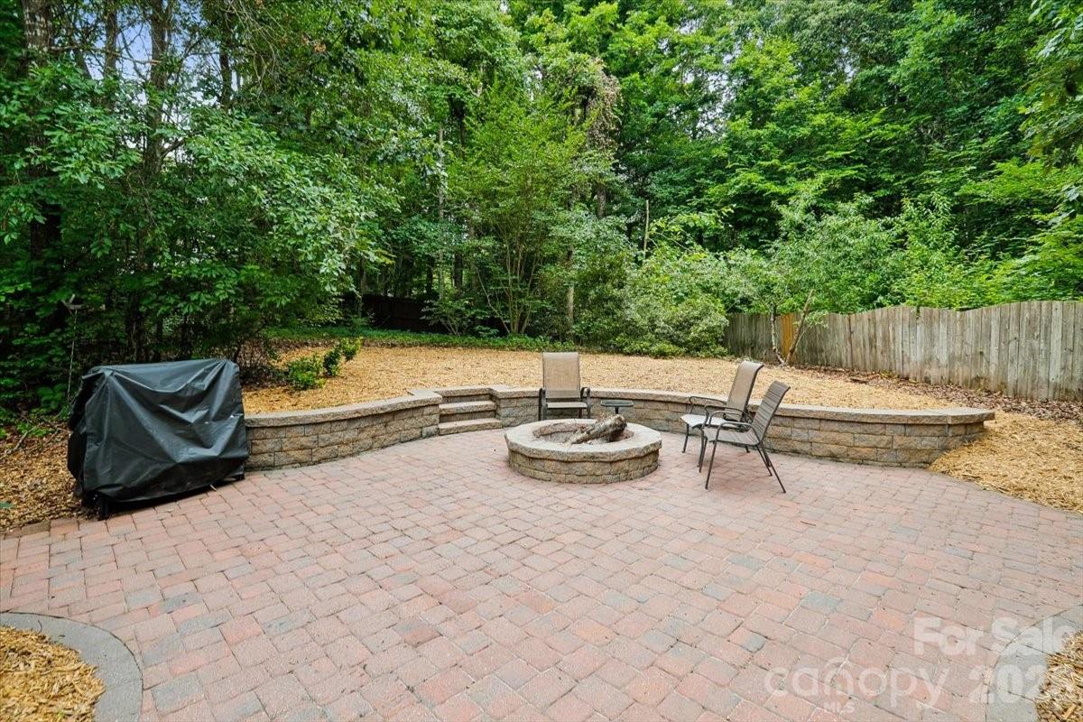 6721 Southby Court — Charlotte