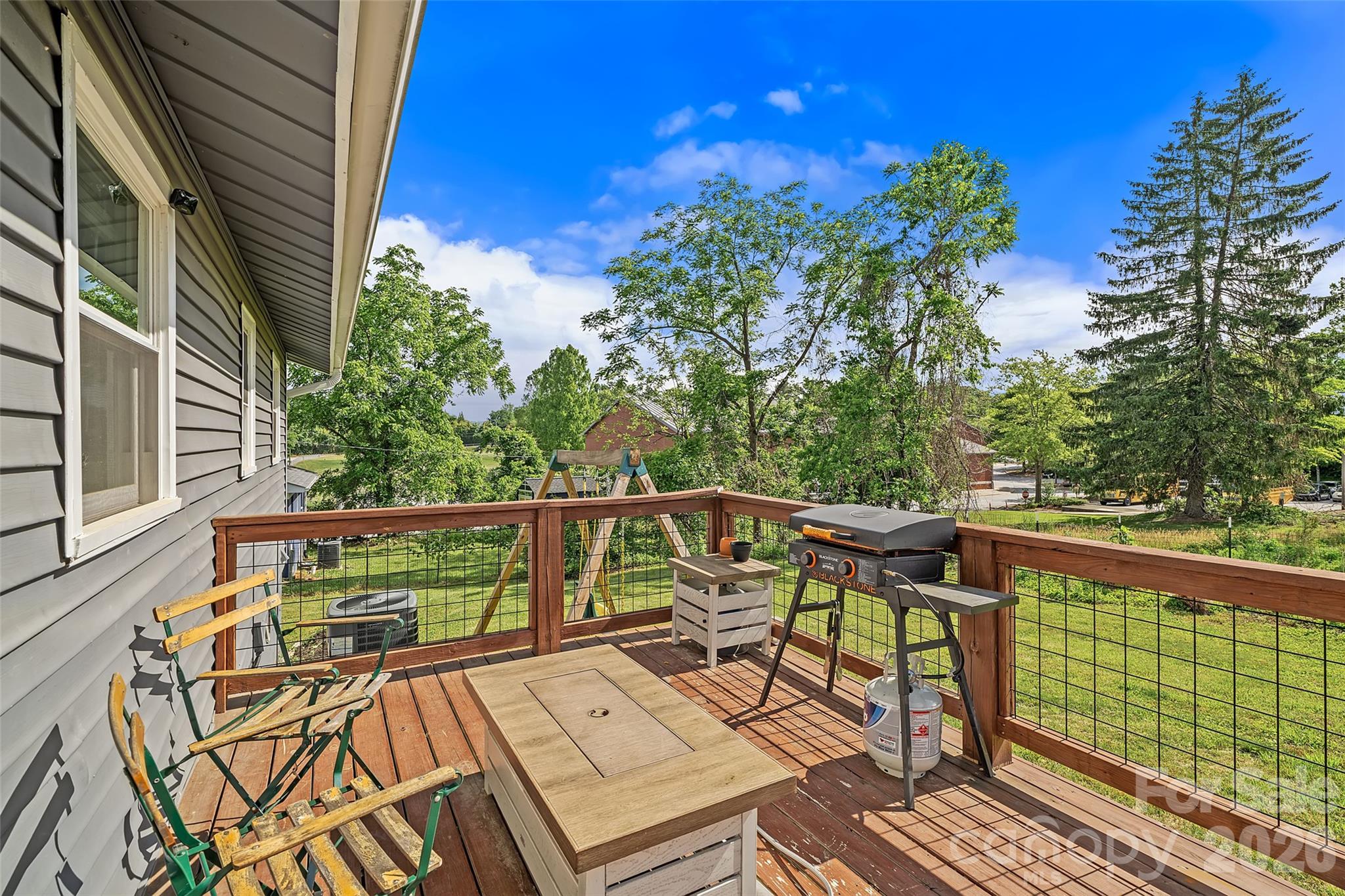 708 Prince Drive — Hendersonville