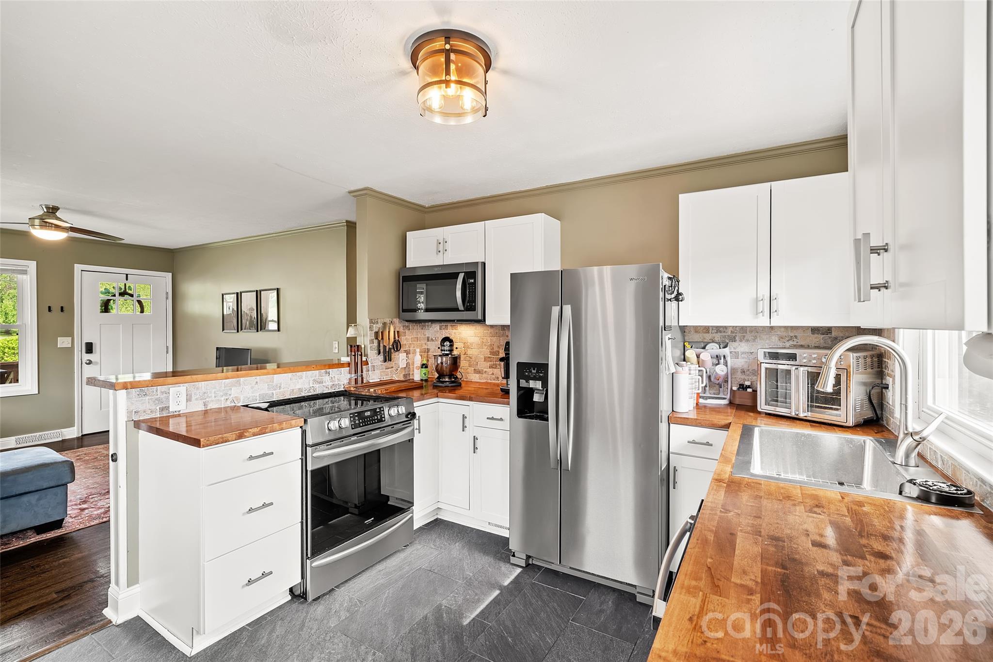 708 Prince Drive — Hendersonville