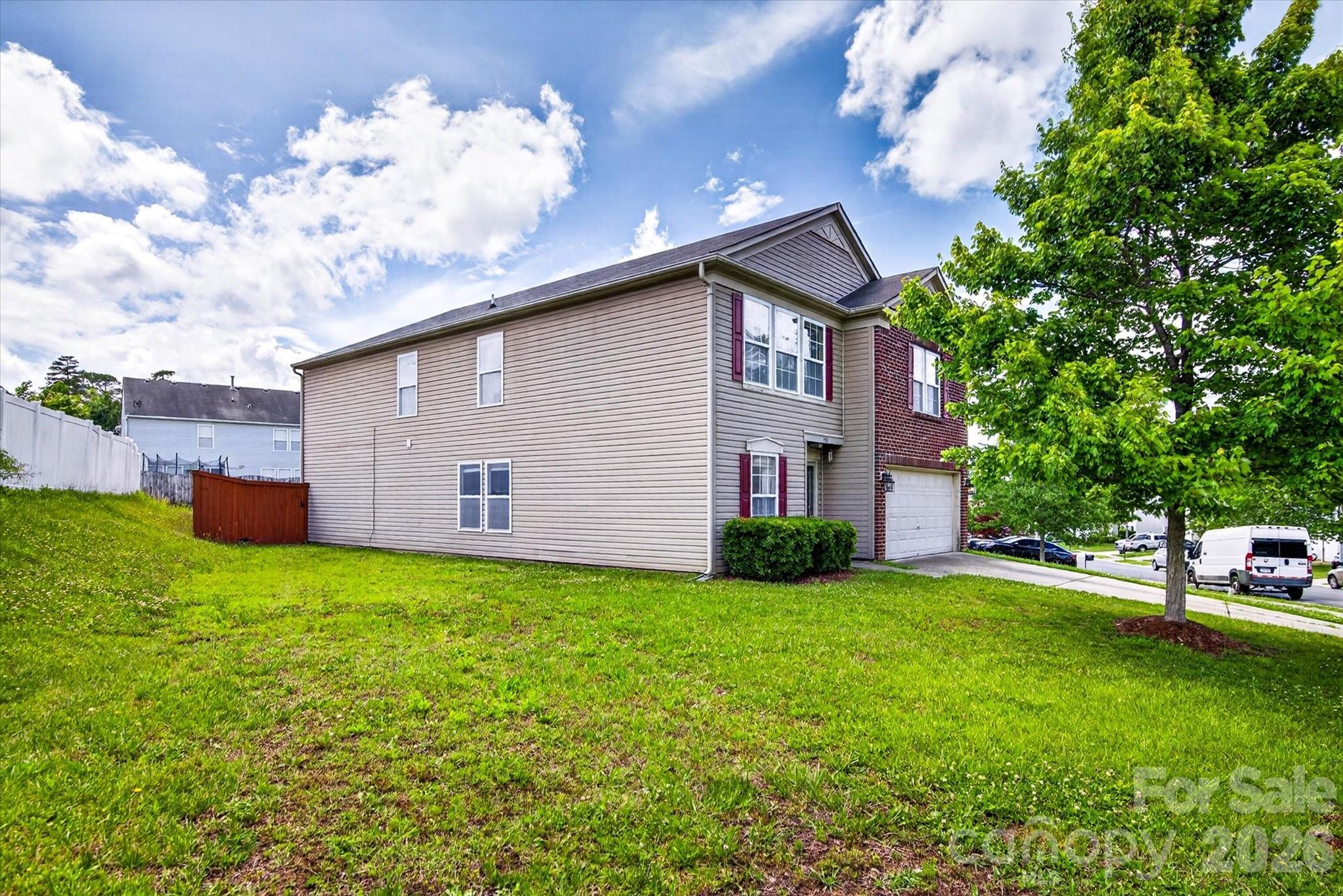 1533 Bray Drive — Charlotte