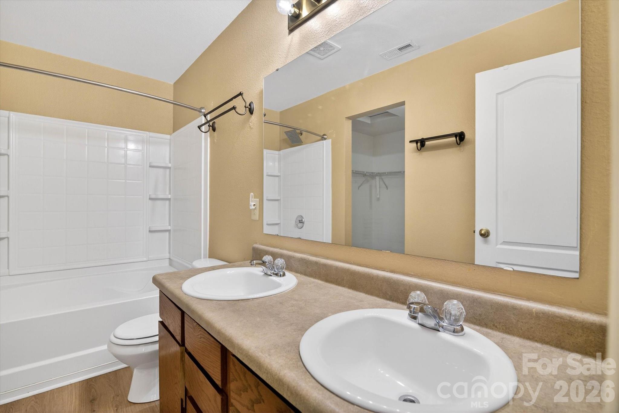 1533 Bray Drive — Charlotte