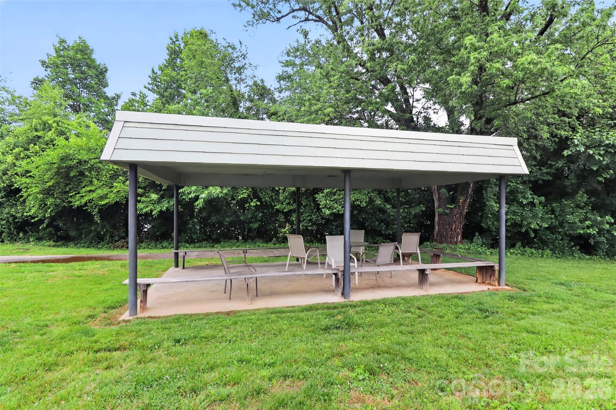 2610 Park Road #E — Charlotte