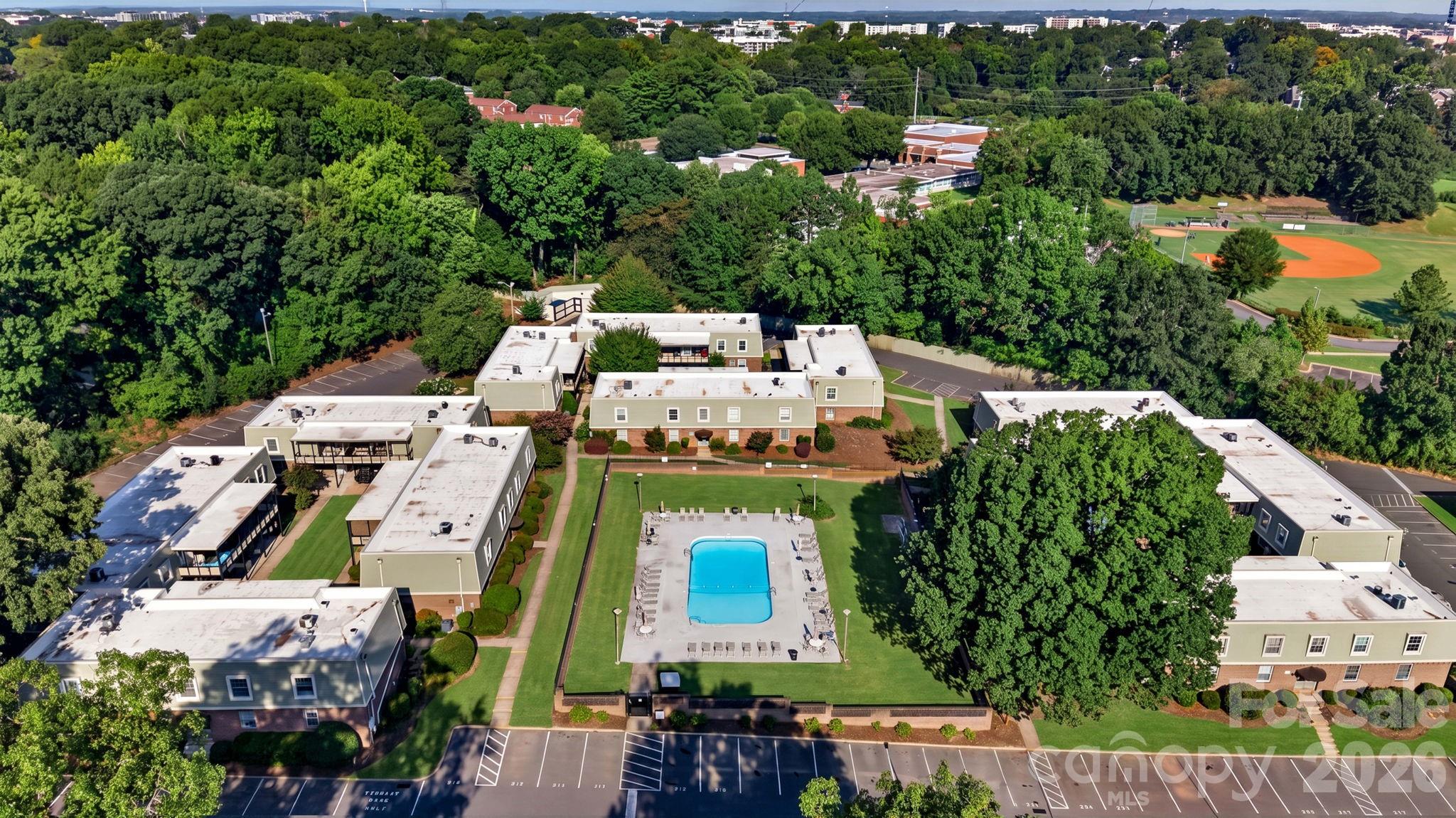 2610 Park Road #E — Charlotte