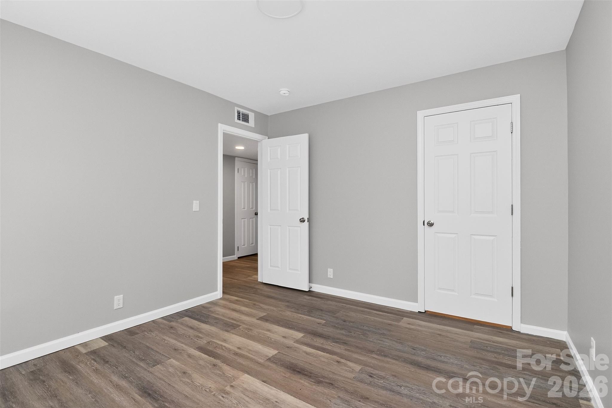 2610 Park Road #E — Charlotte