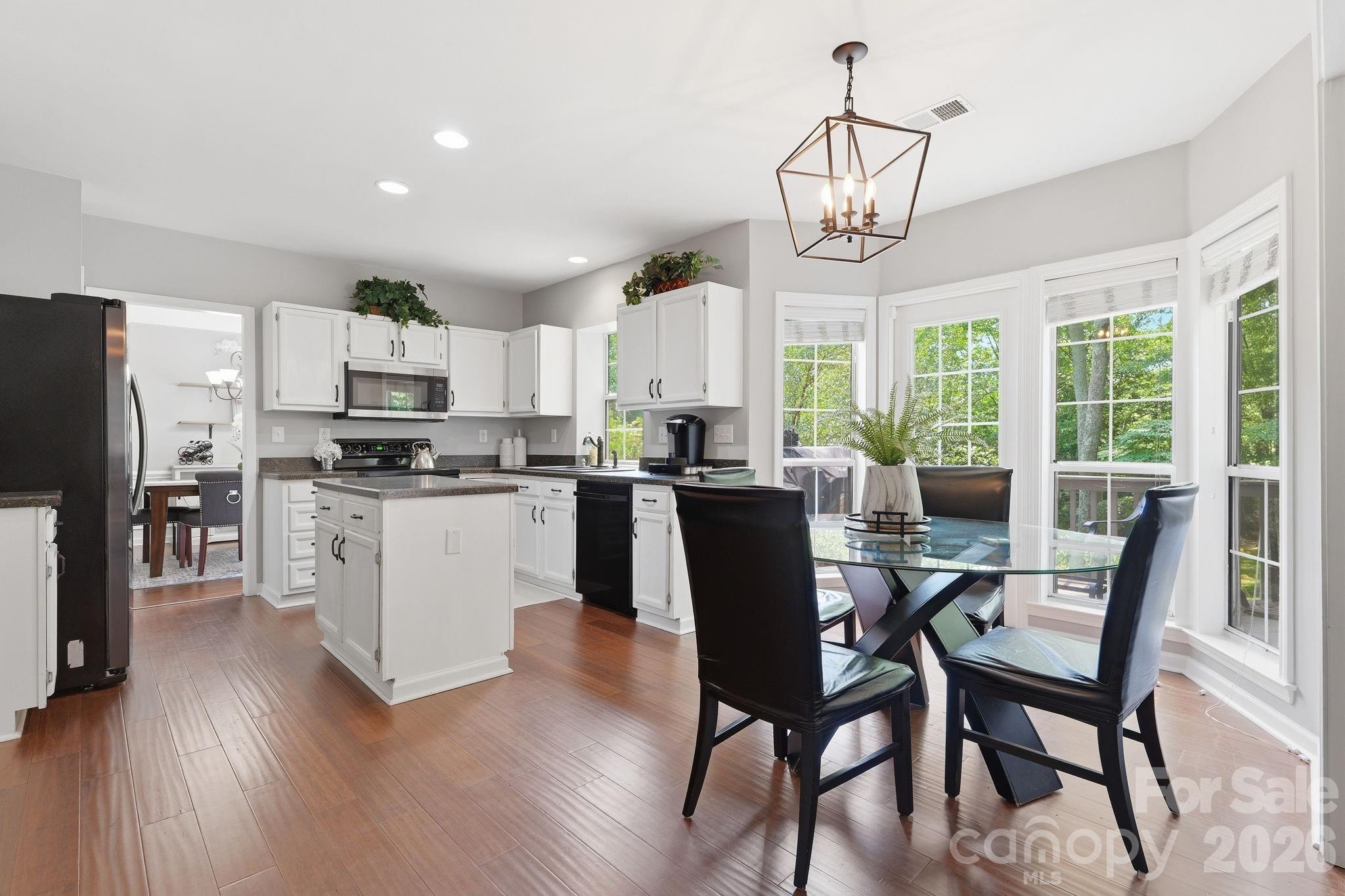 4219 Beauvista Drive — Charlotte
