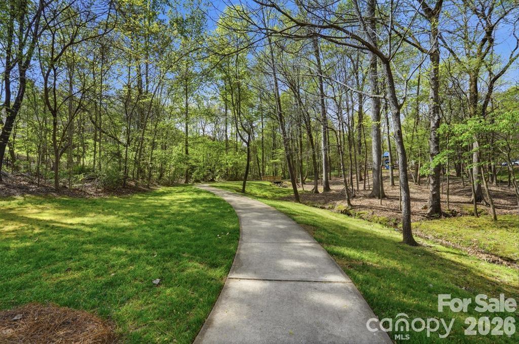 4219 Beauvista Drive — Charlotte