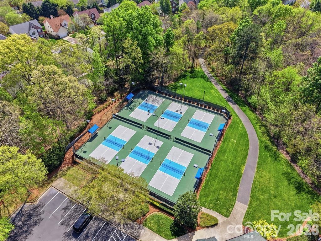 4219 Beauvista Drive — Charlotte