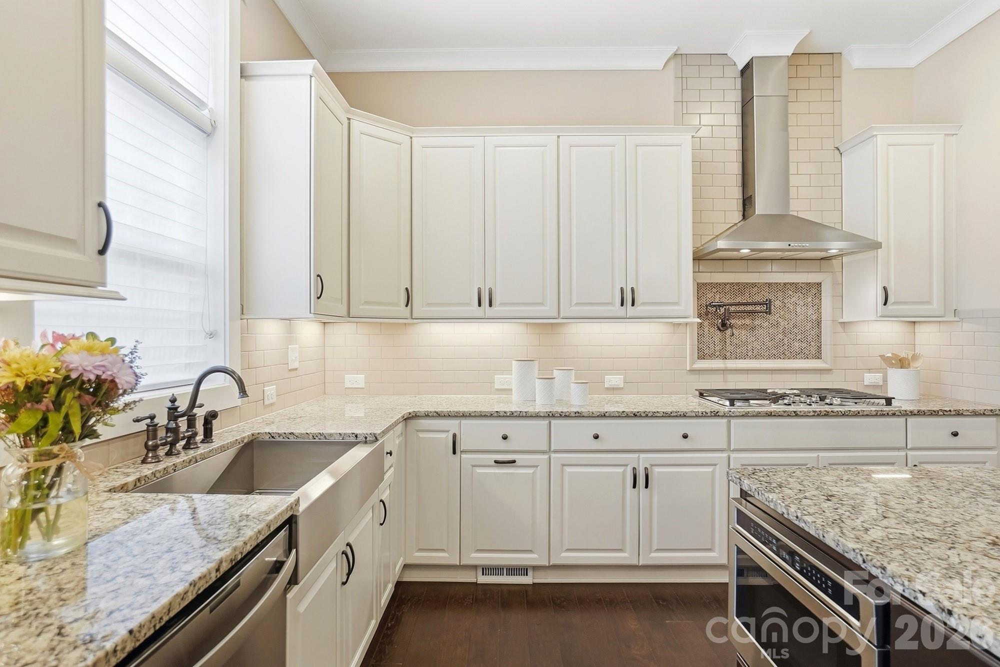 7626 Deerfield Manor Drive — Charlotte