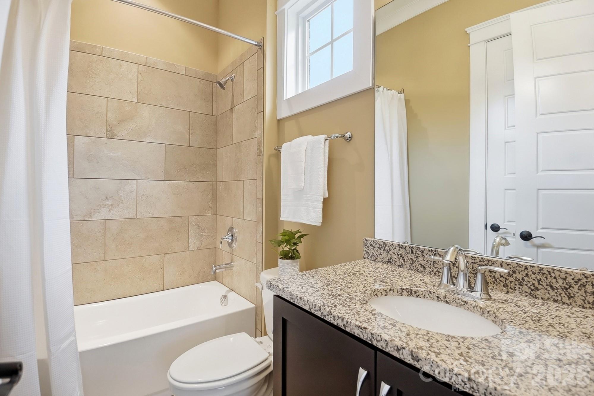 7626 Deerfield Manor Drive — Charlotte