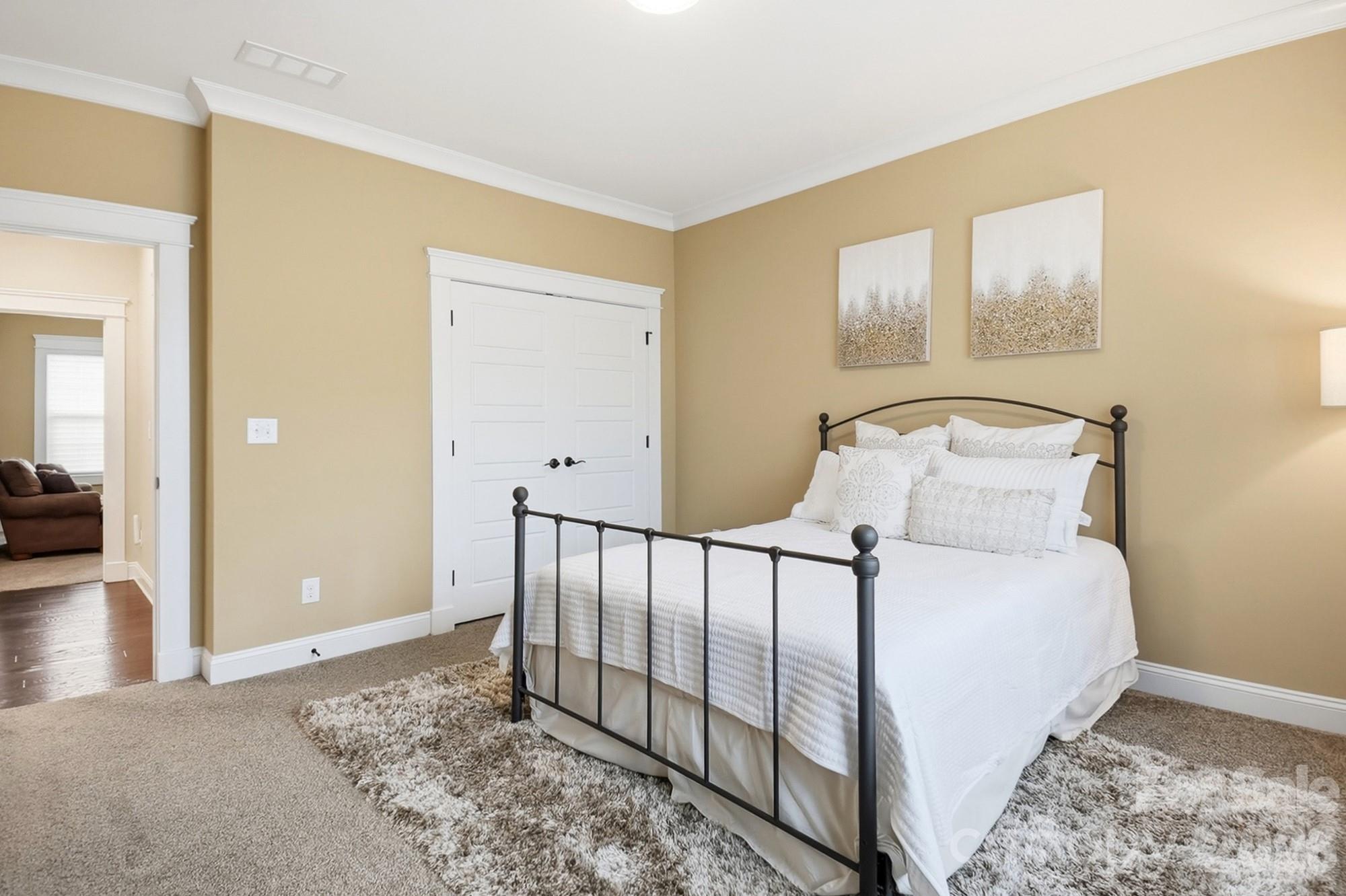 7626 Deerfield Manor Drive — Charlotte
